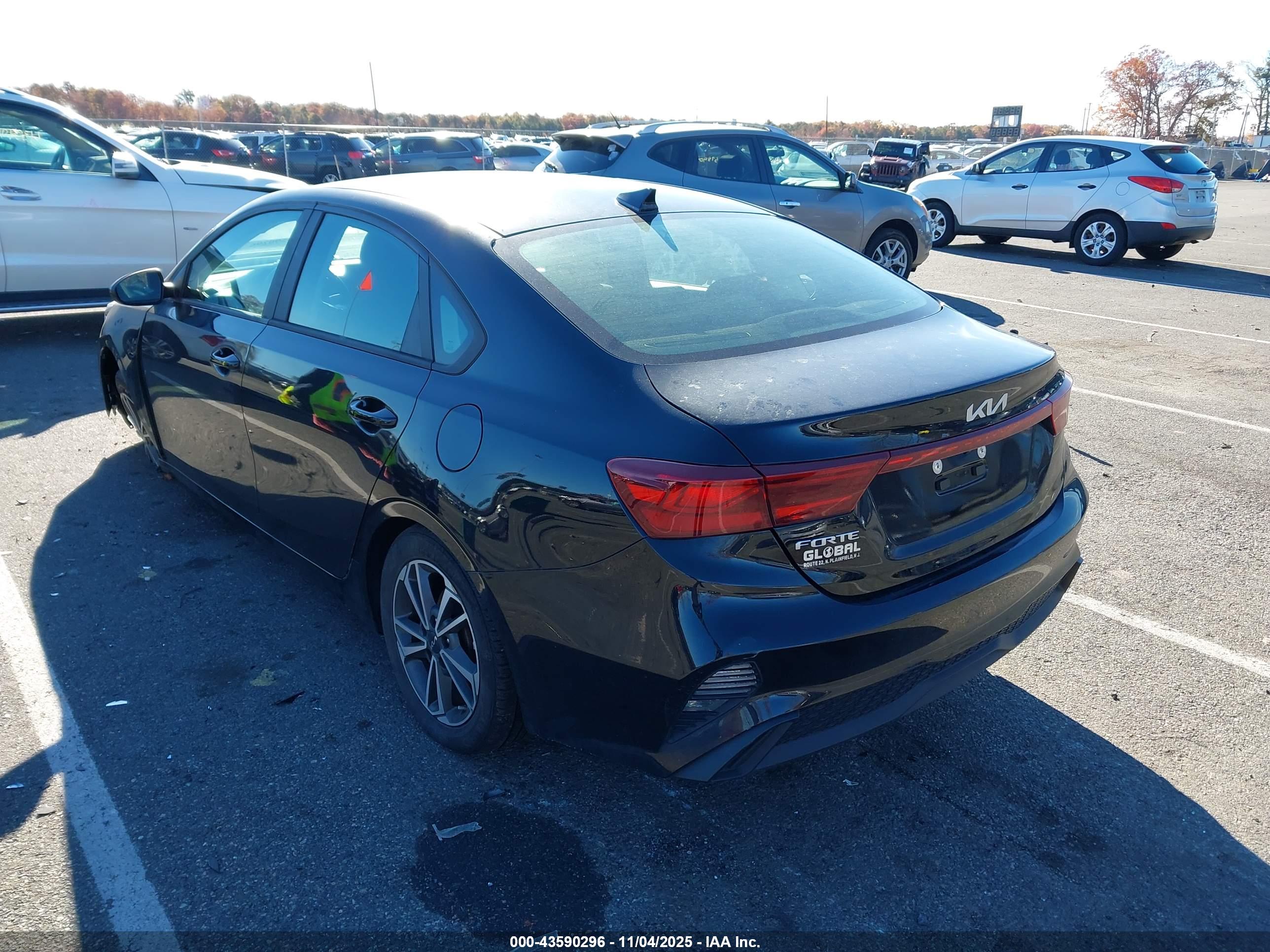 KIA FORTE image 3