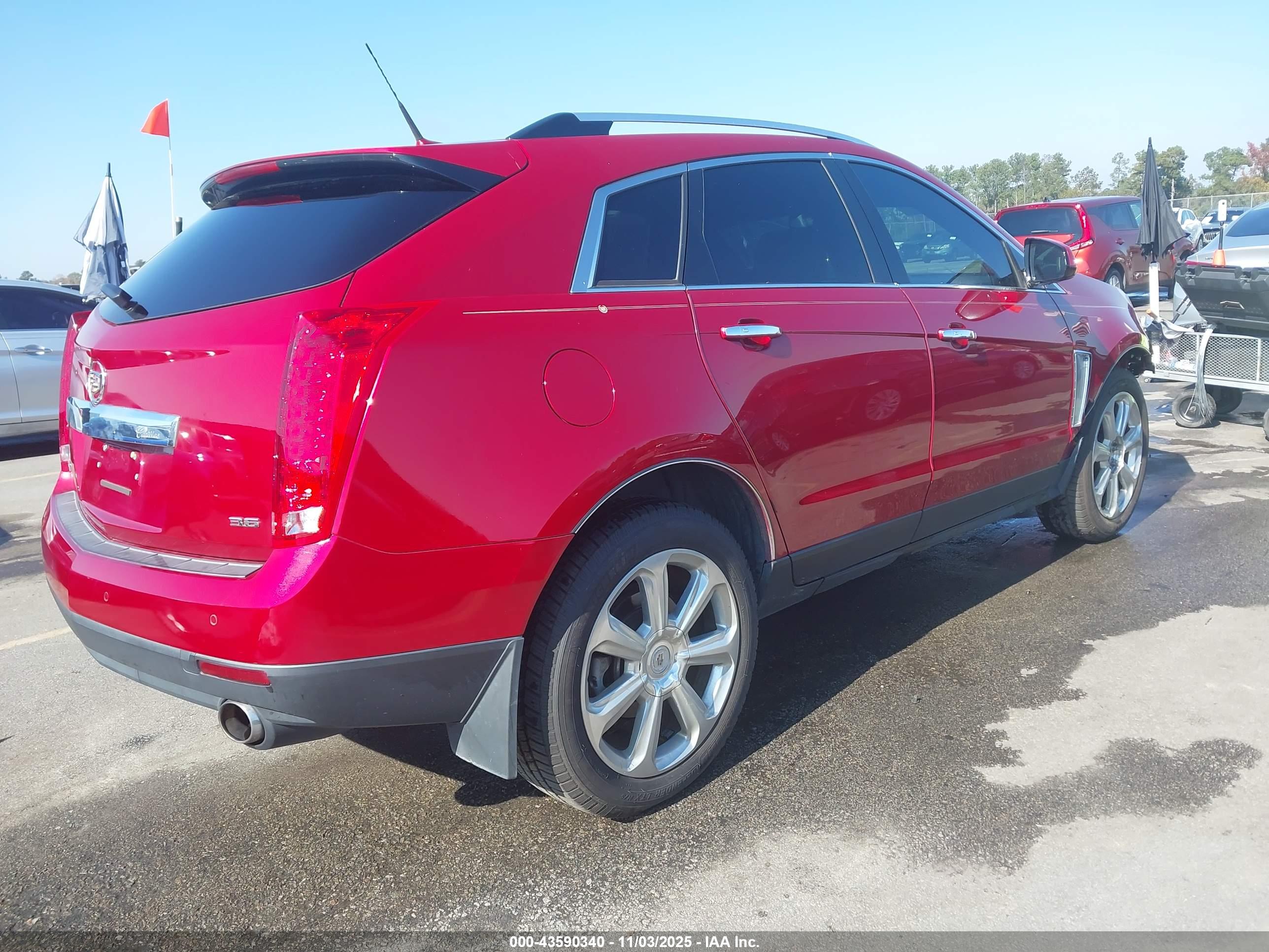 CADILLAC SRX image 4