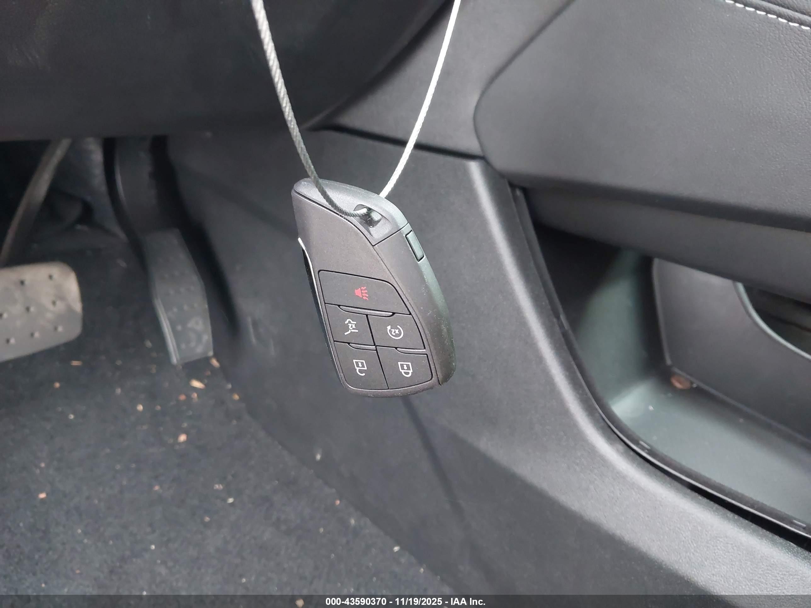 CHEVROLET TRAVERSE image 11