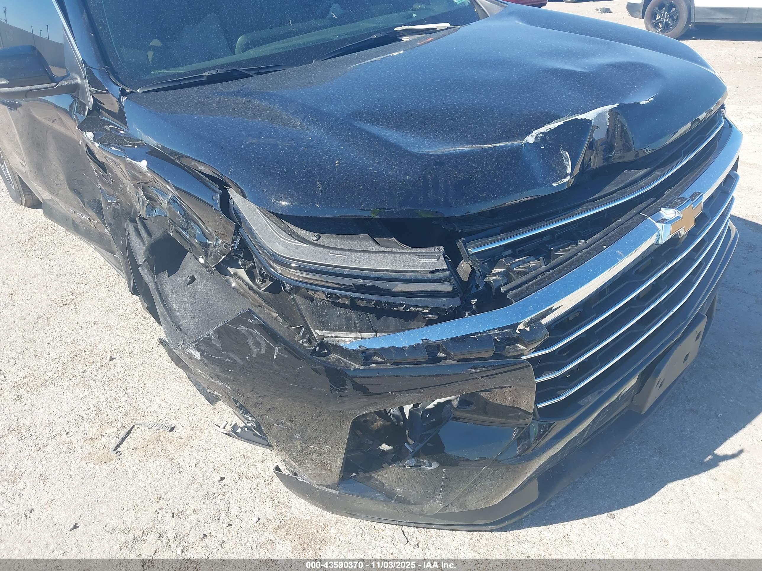 CHEVROLET TRAVERSE image 6