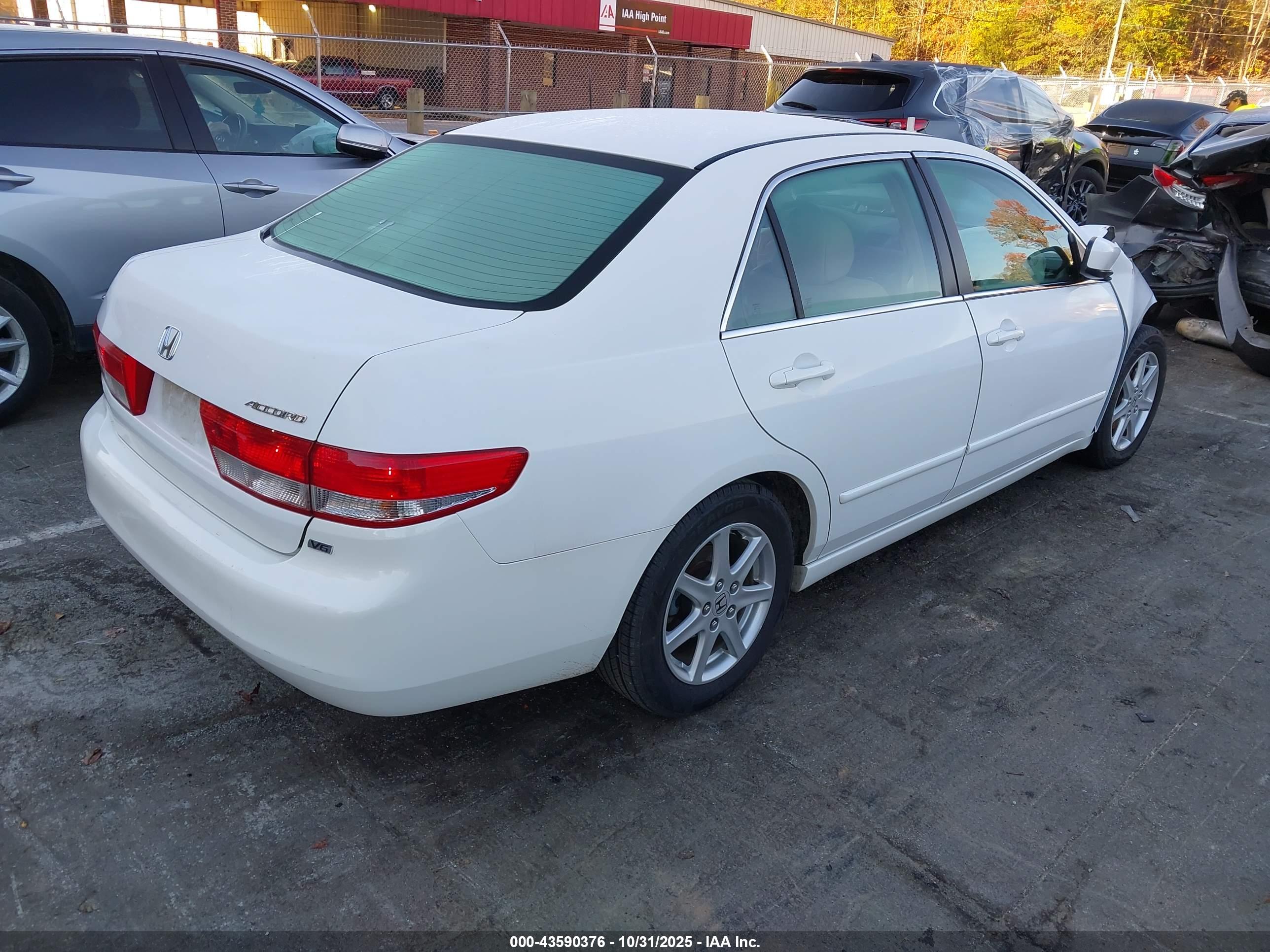 HONDA ACCORD image 4