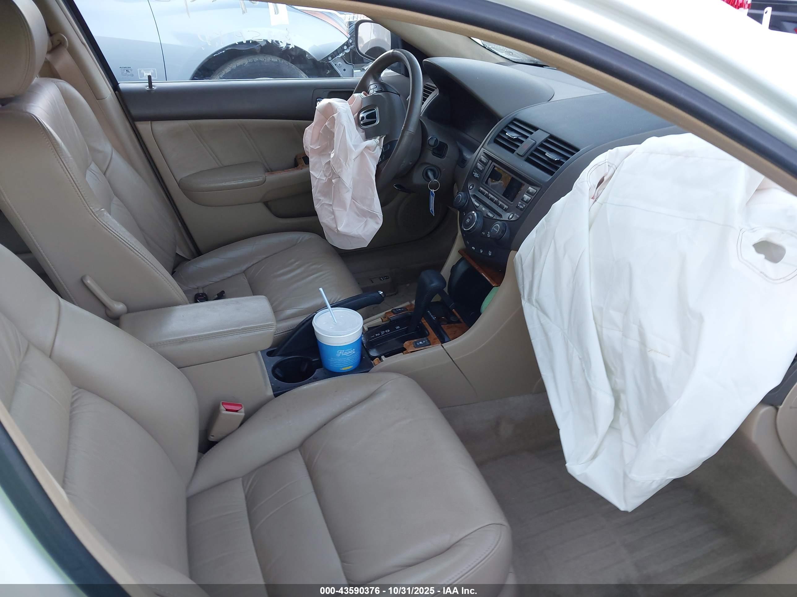 HONDA ACCORD image 5