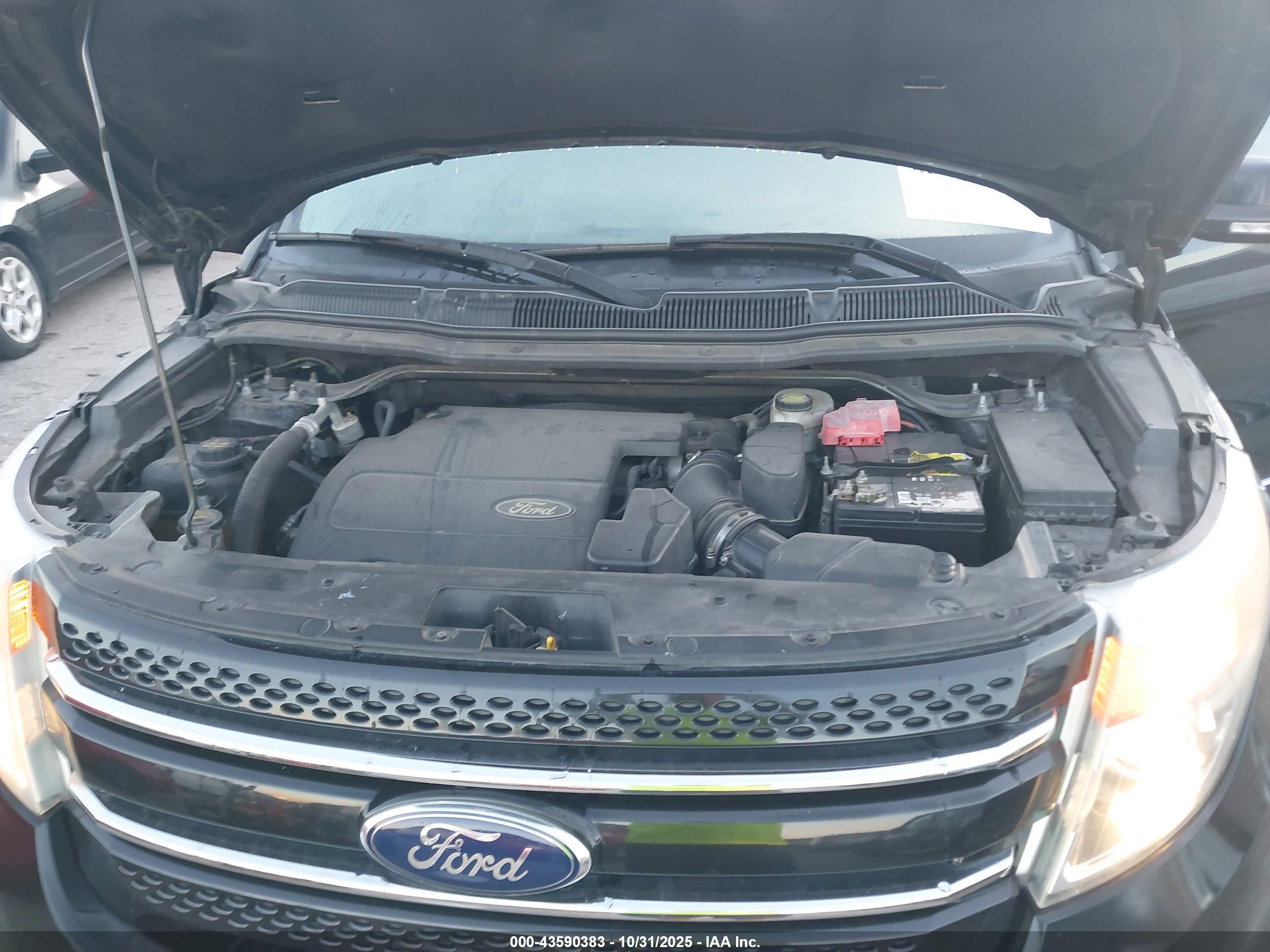 FORD EXPLORER image 10