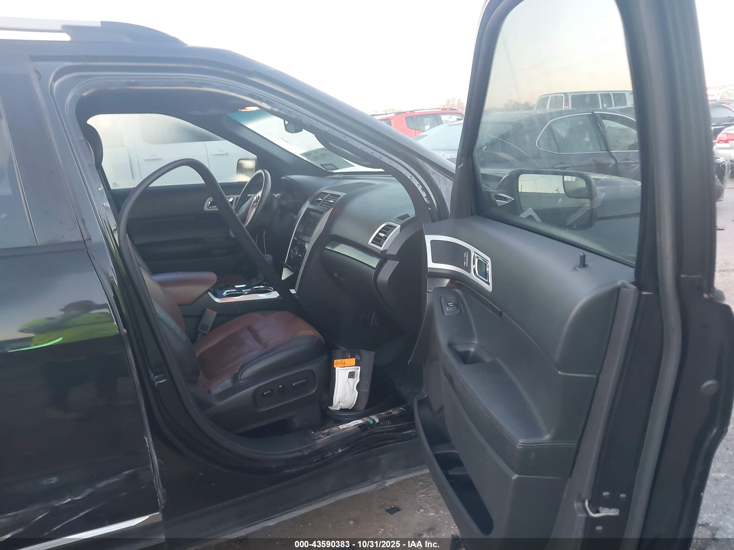FORD EXPLORER image 5