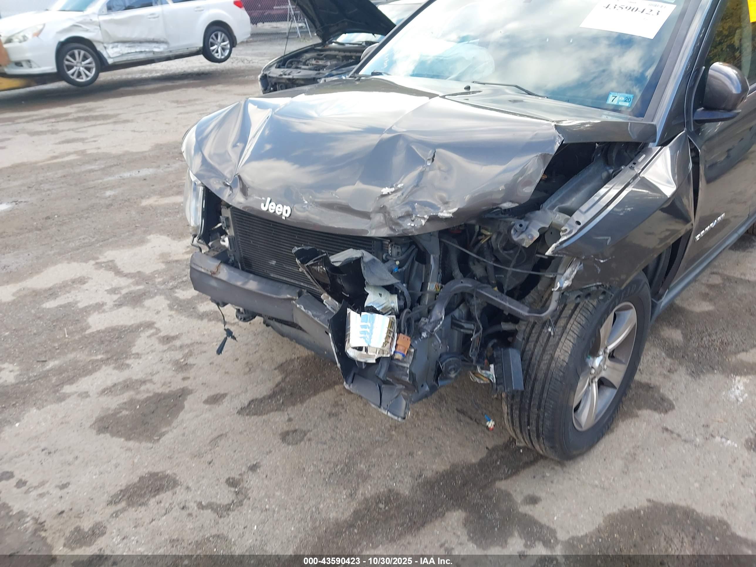 JEEP COMPASS image 6