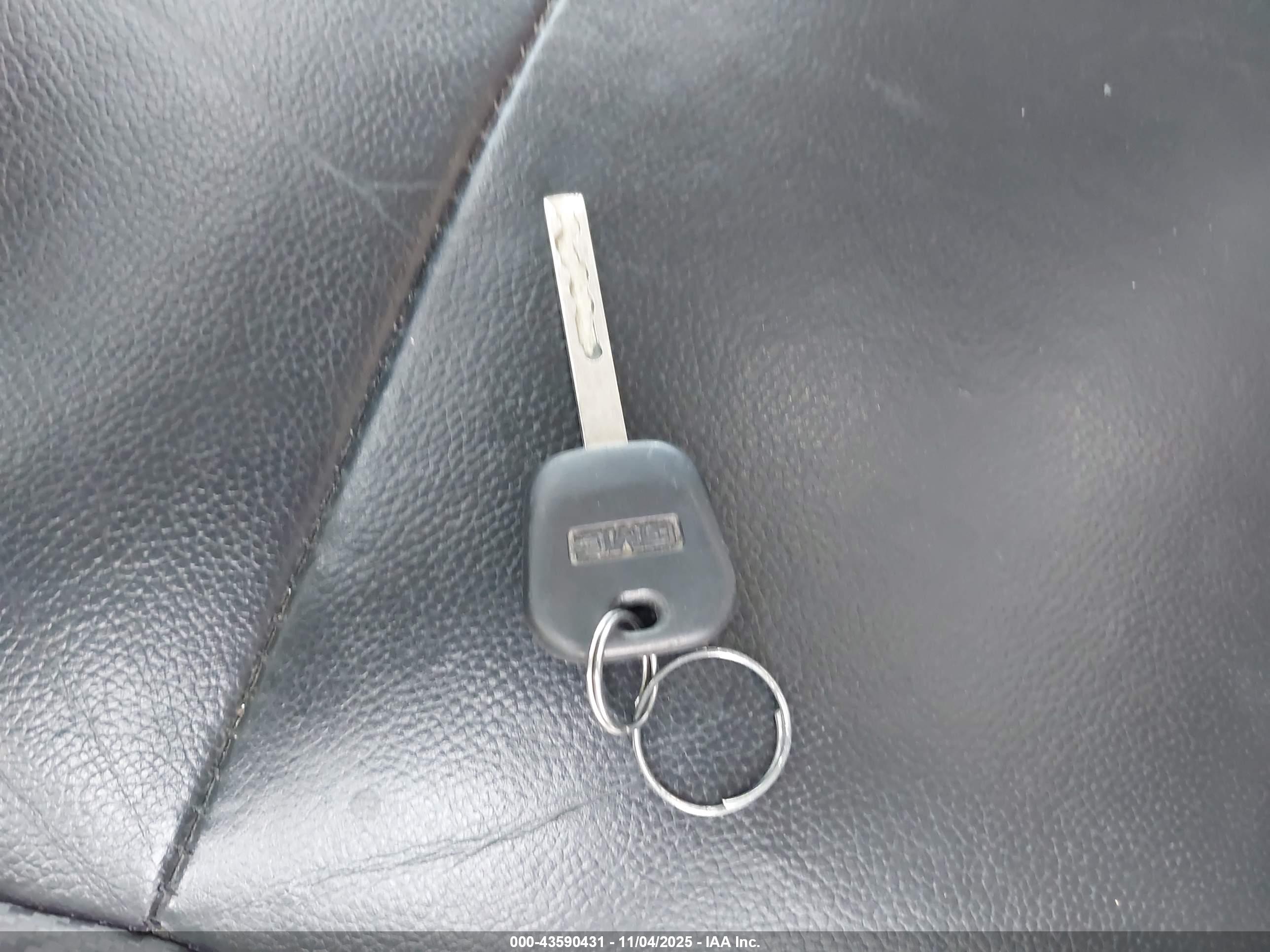 GMC SIERRA image 11