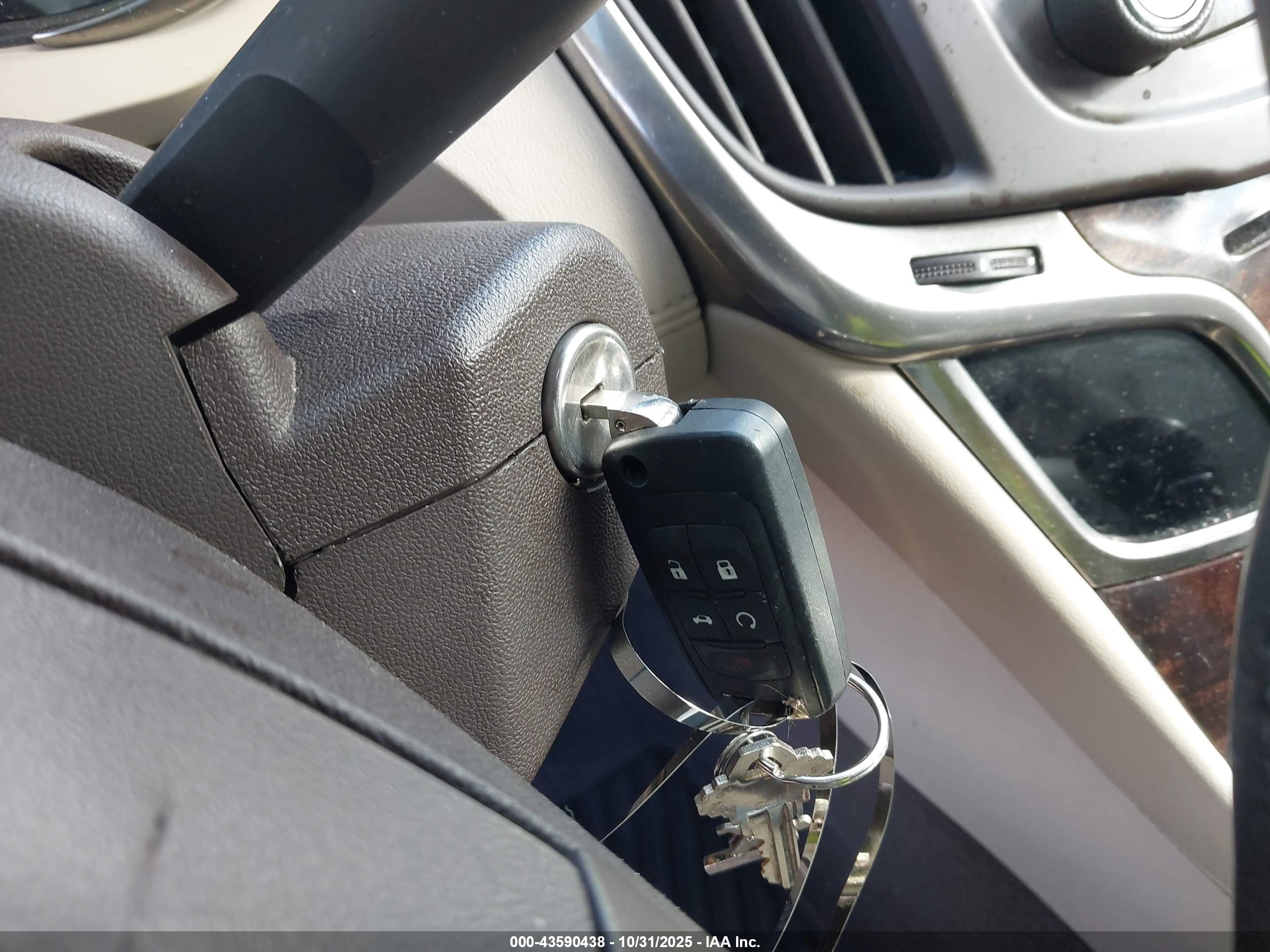 BUICK LACROSSE image 11