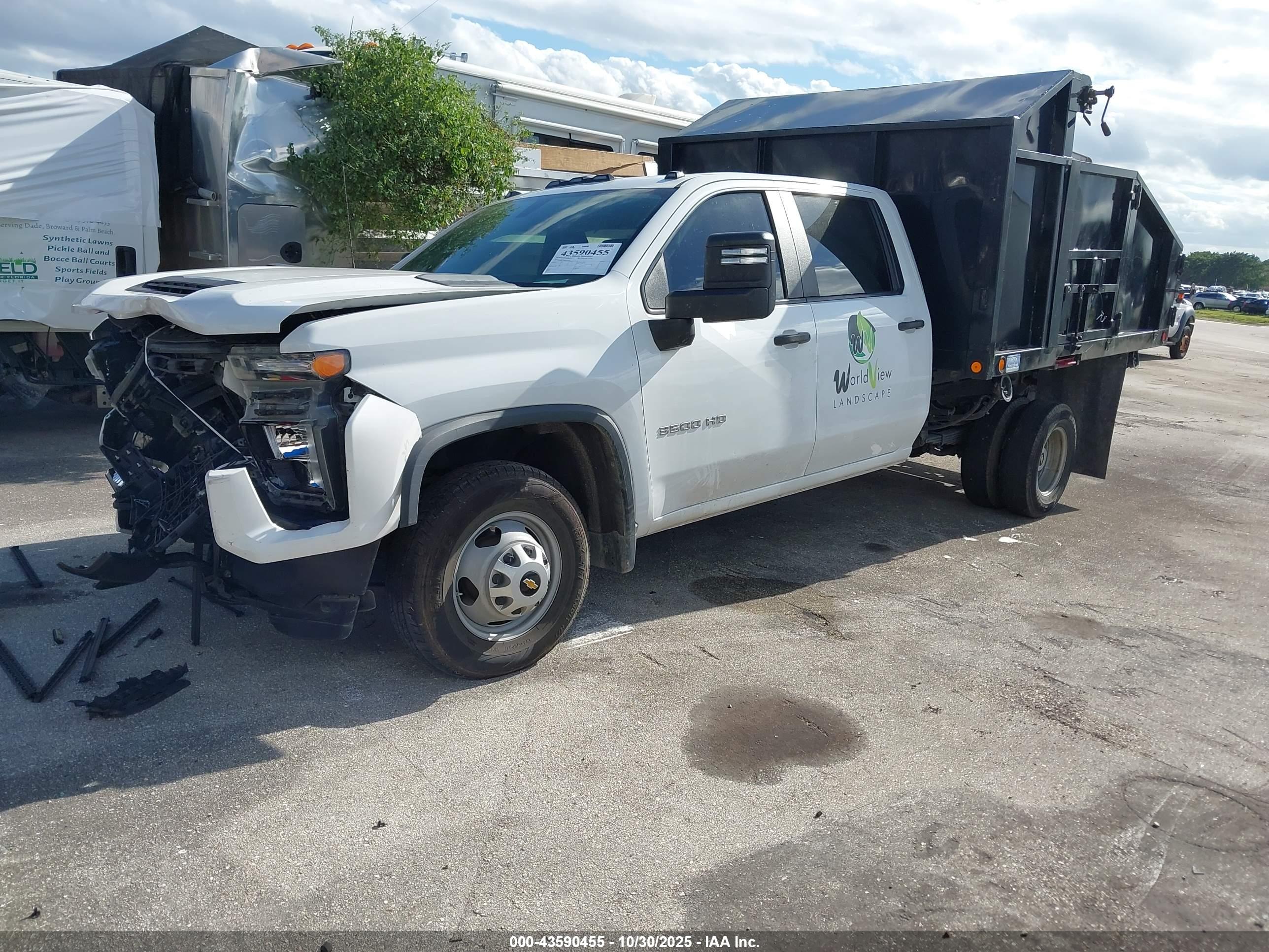CHEVROLET SILVERADO image 2