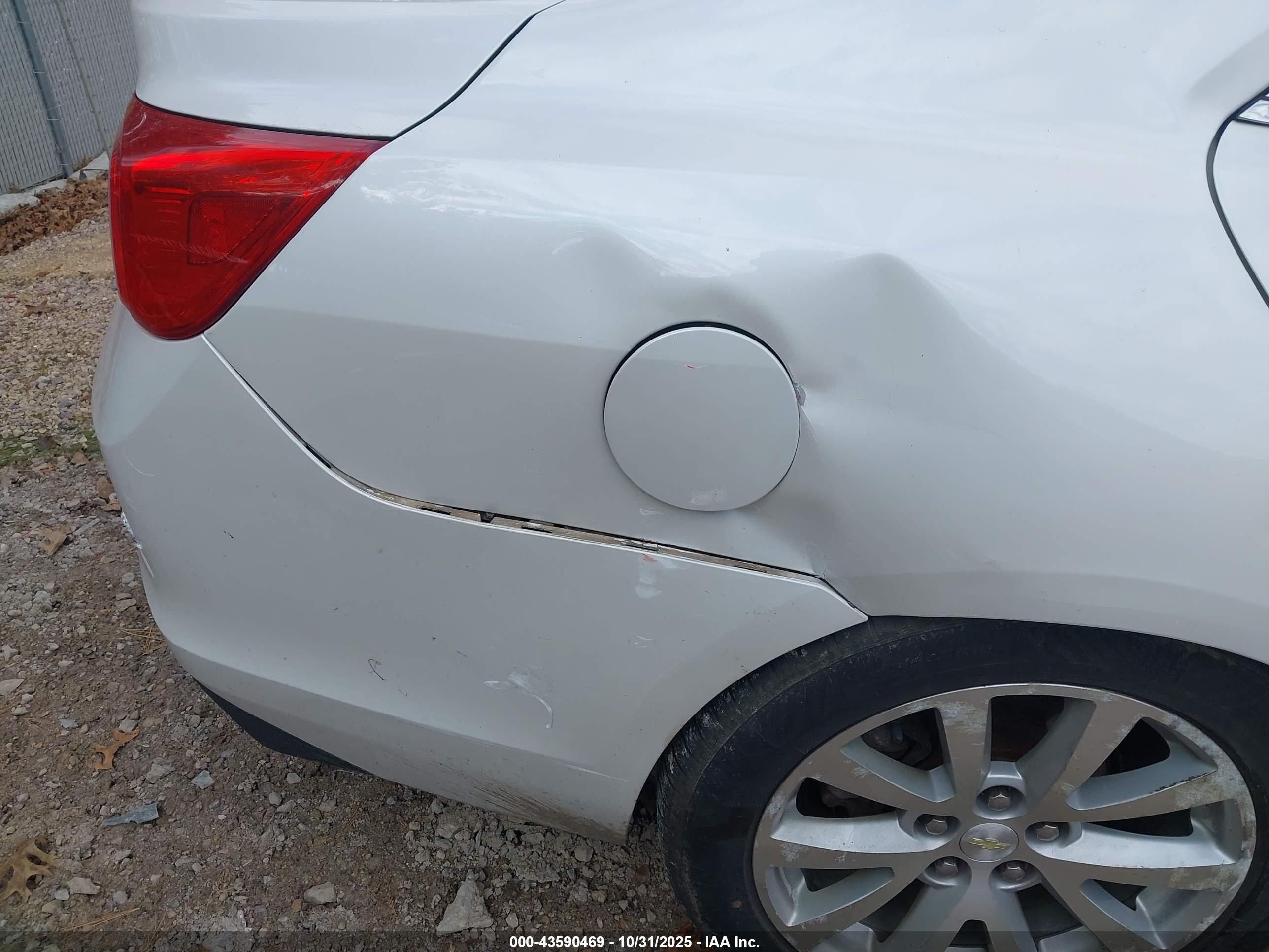 CHEVROLET MALIBU image 6