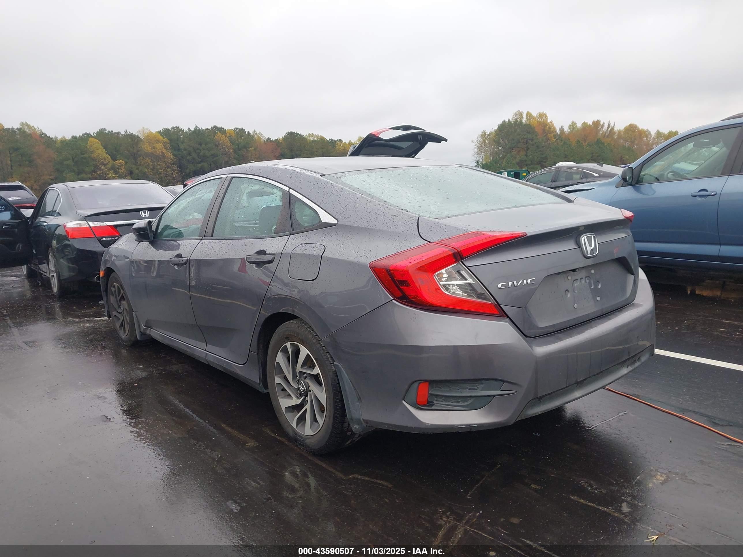 HONDA CIVIC image 3