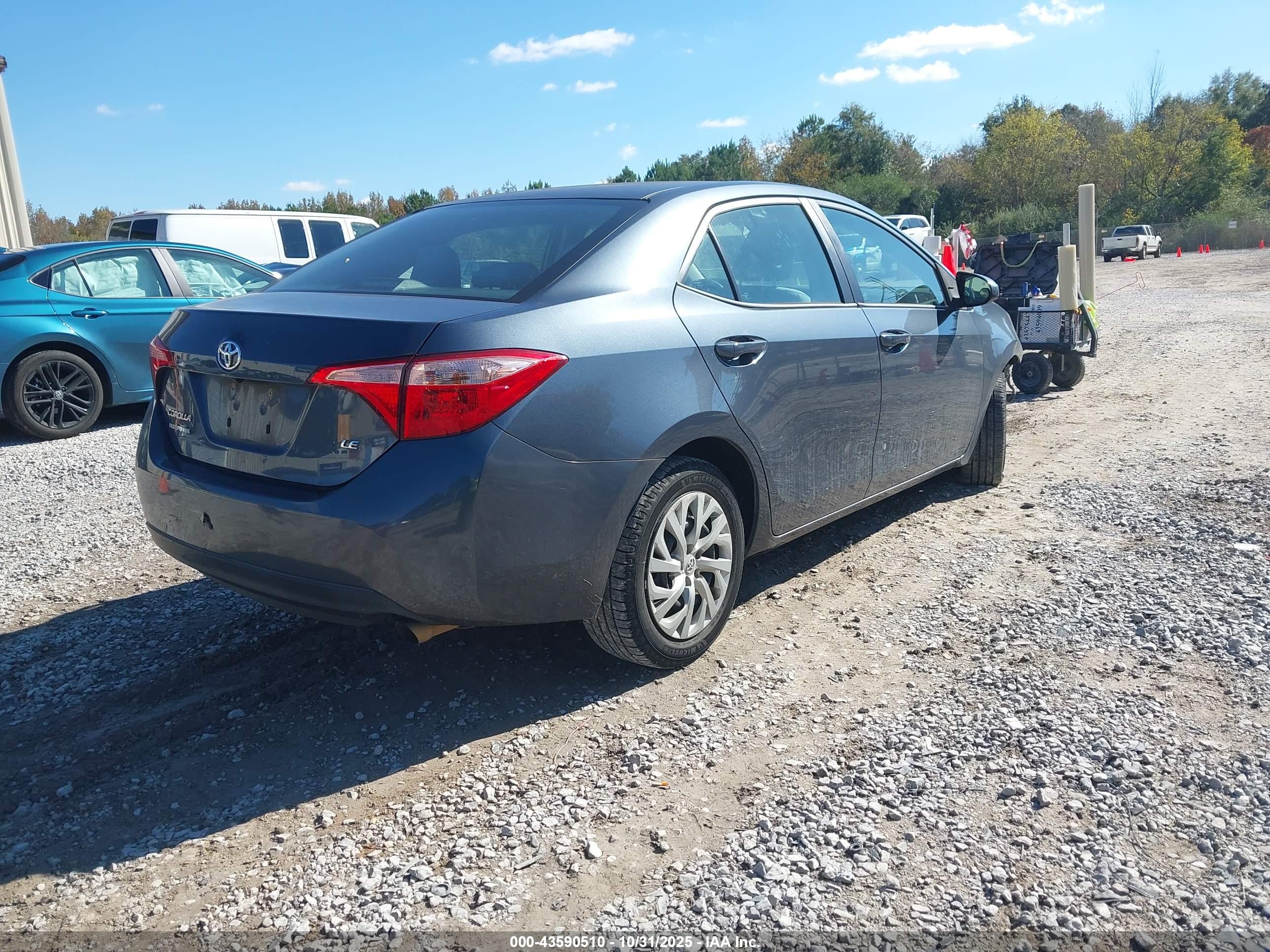 TOYOTA COROLLA image 4