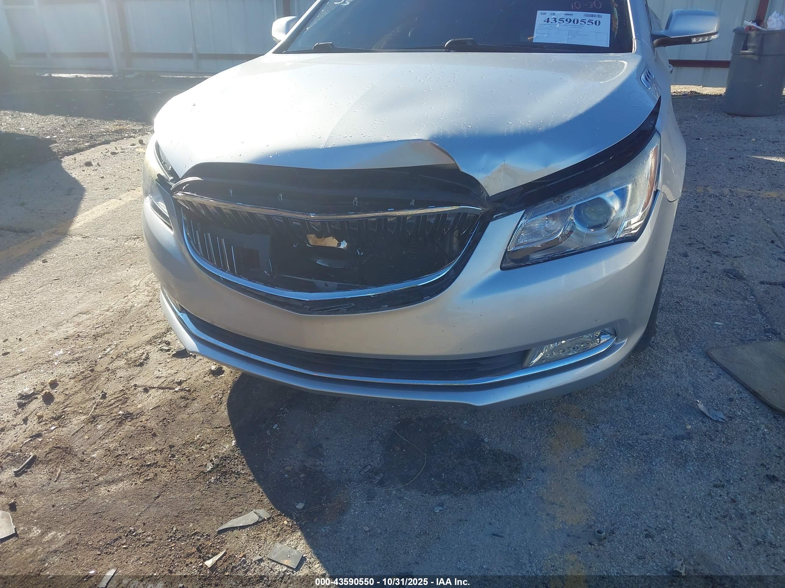 BUICK LACROSSE image 6