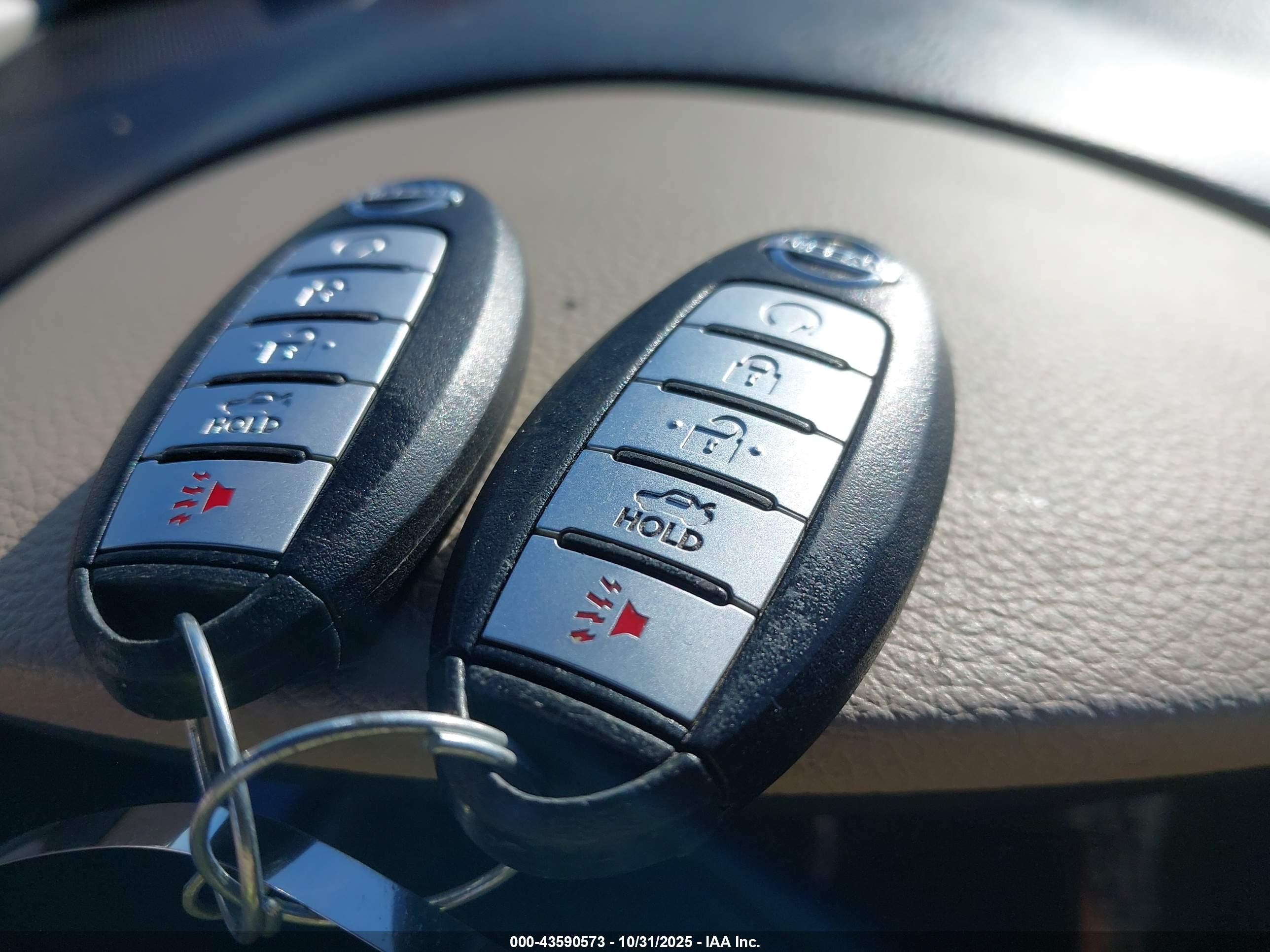 NISSAN ALTIMA image 11