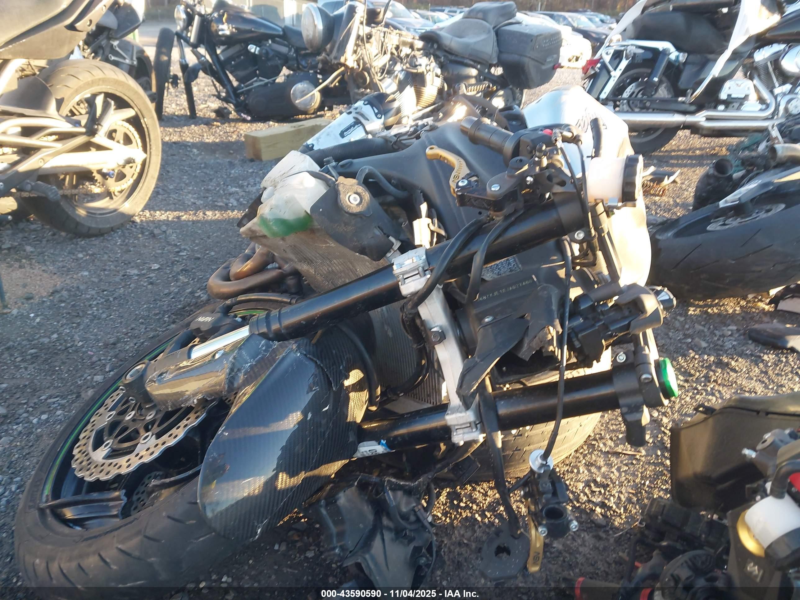 KAWASAKI ZX636 image 5