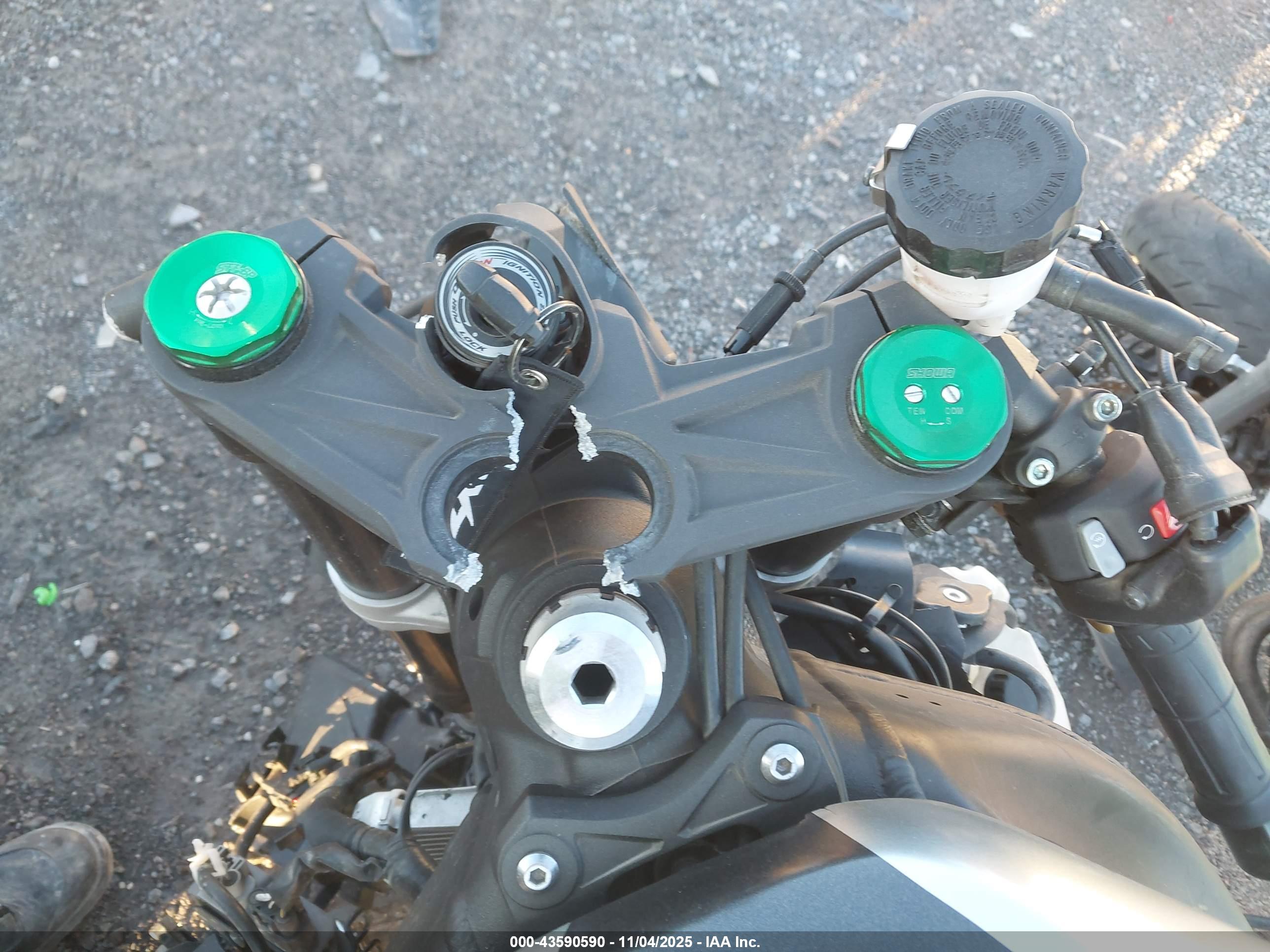 KAWASAKI ZX636 image 7
