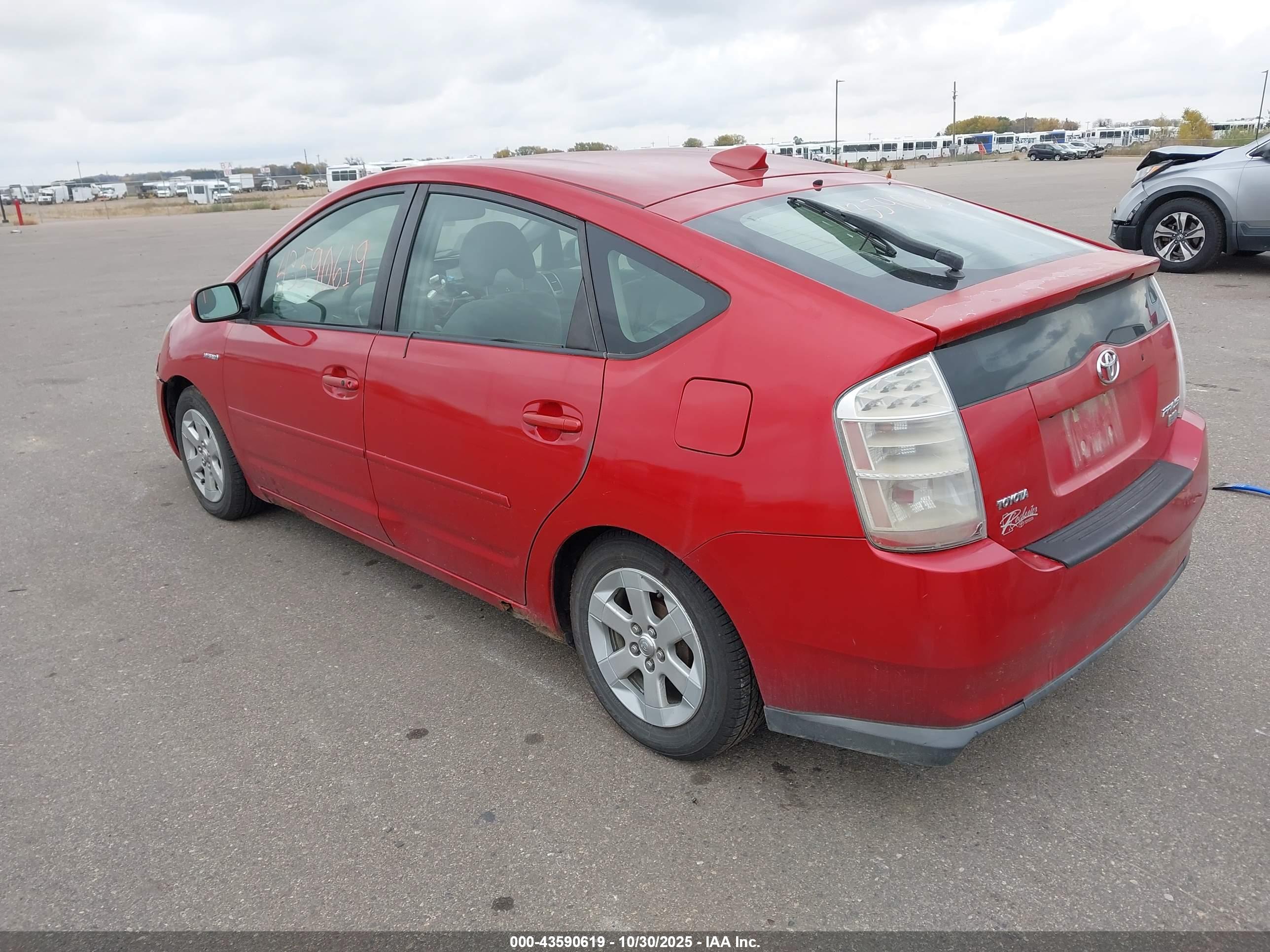 TOYOTA PRIUS image 3
