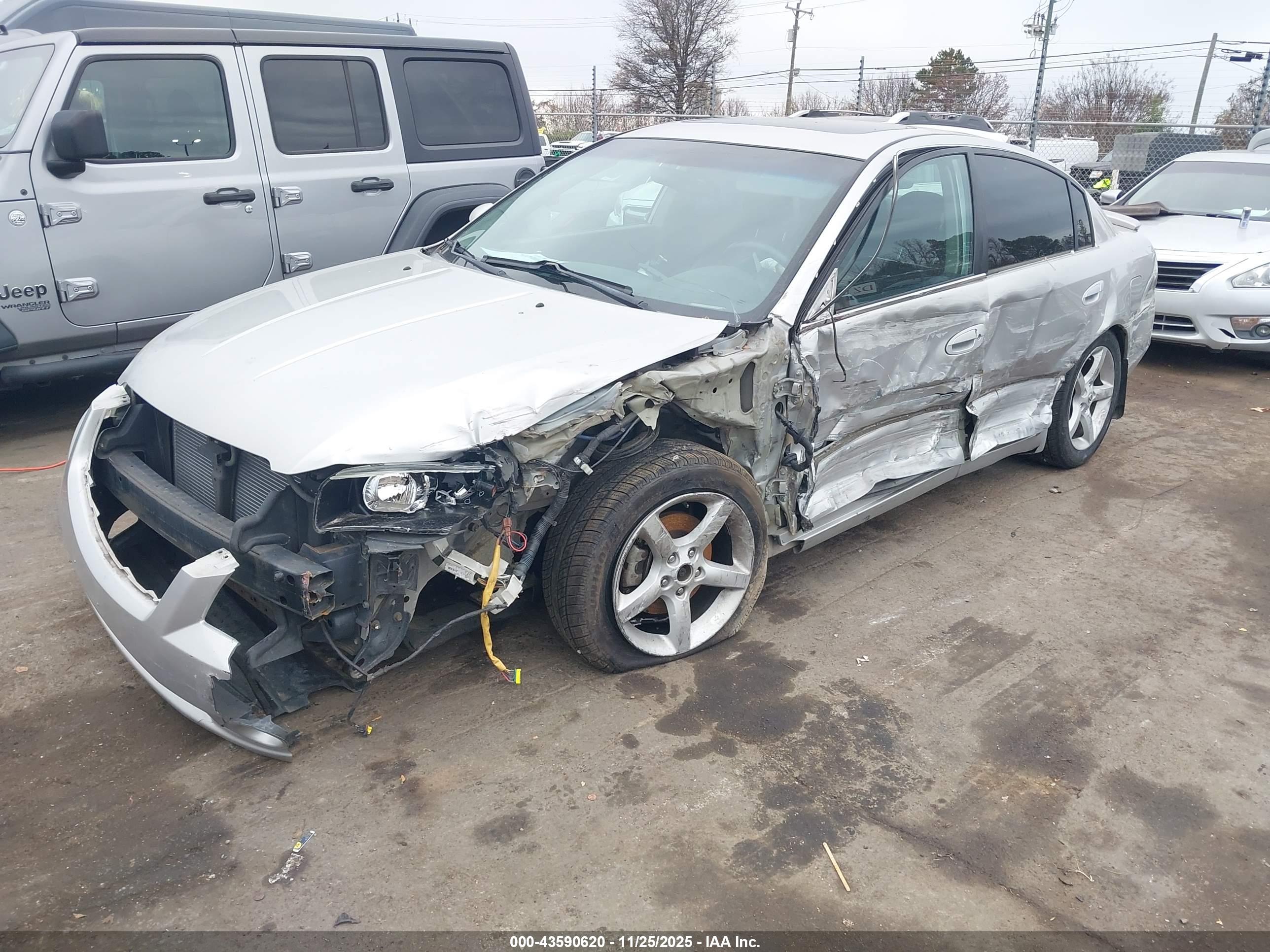 NISSAN ALTIMA image 6