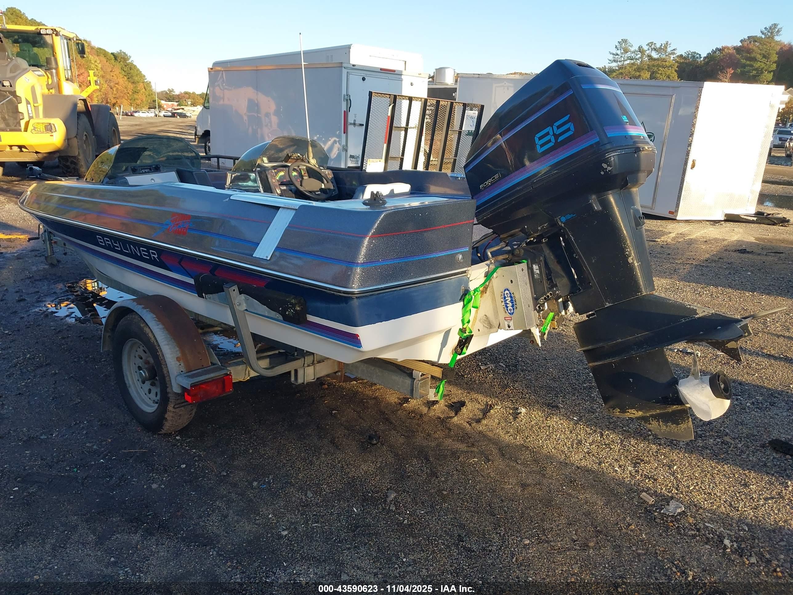 BAYLINER 16 image 3
