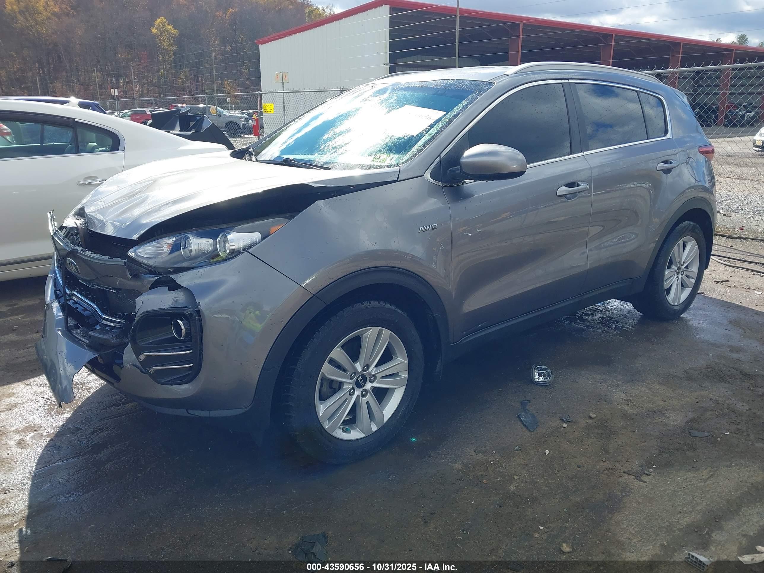 KIA SPORTAGE image 2