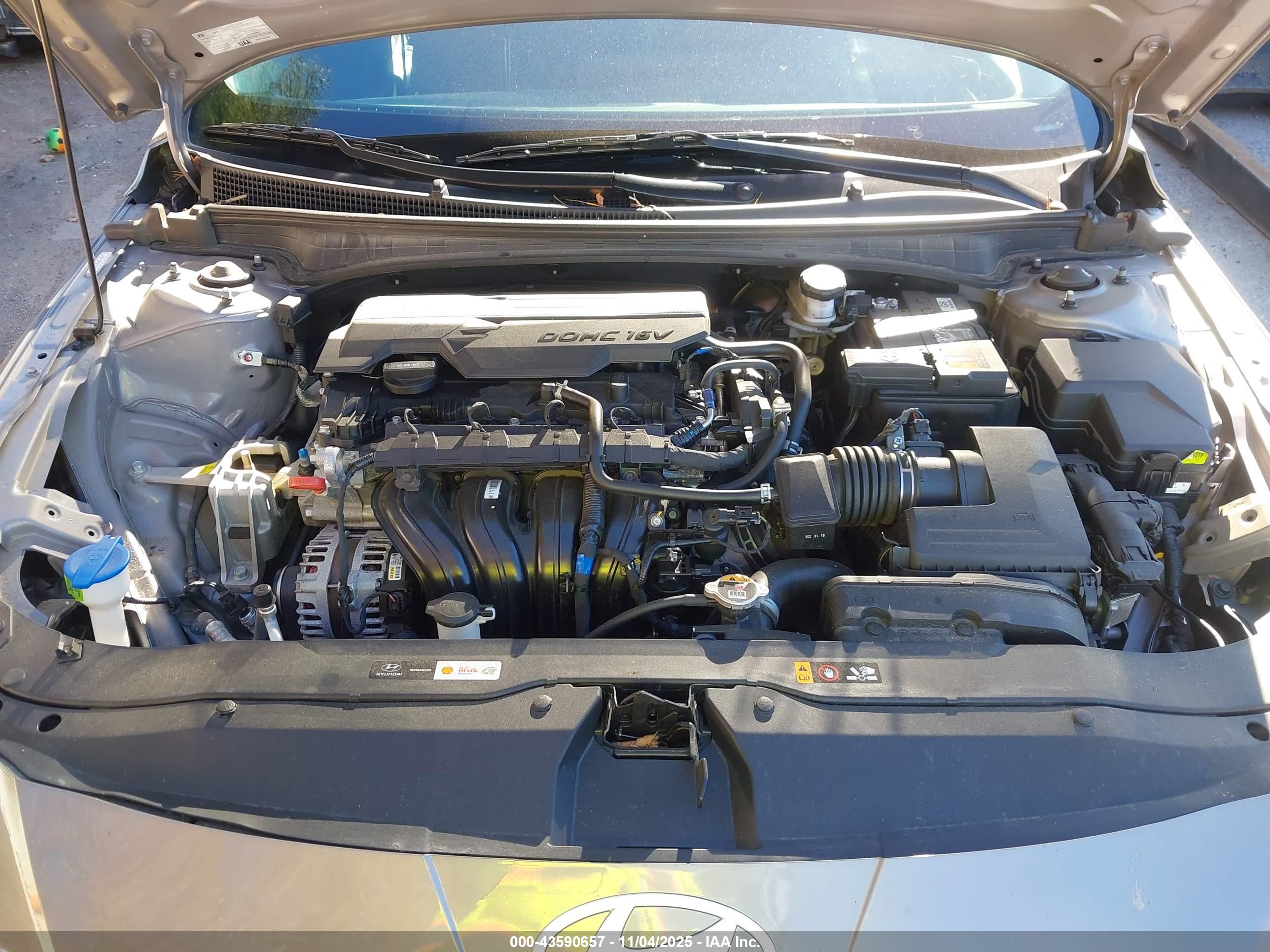 HYUNDAI ELANTRA image 10