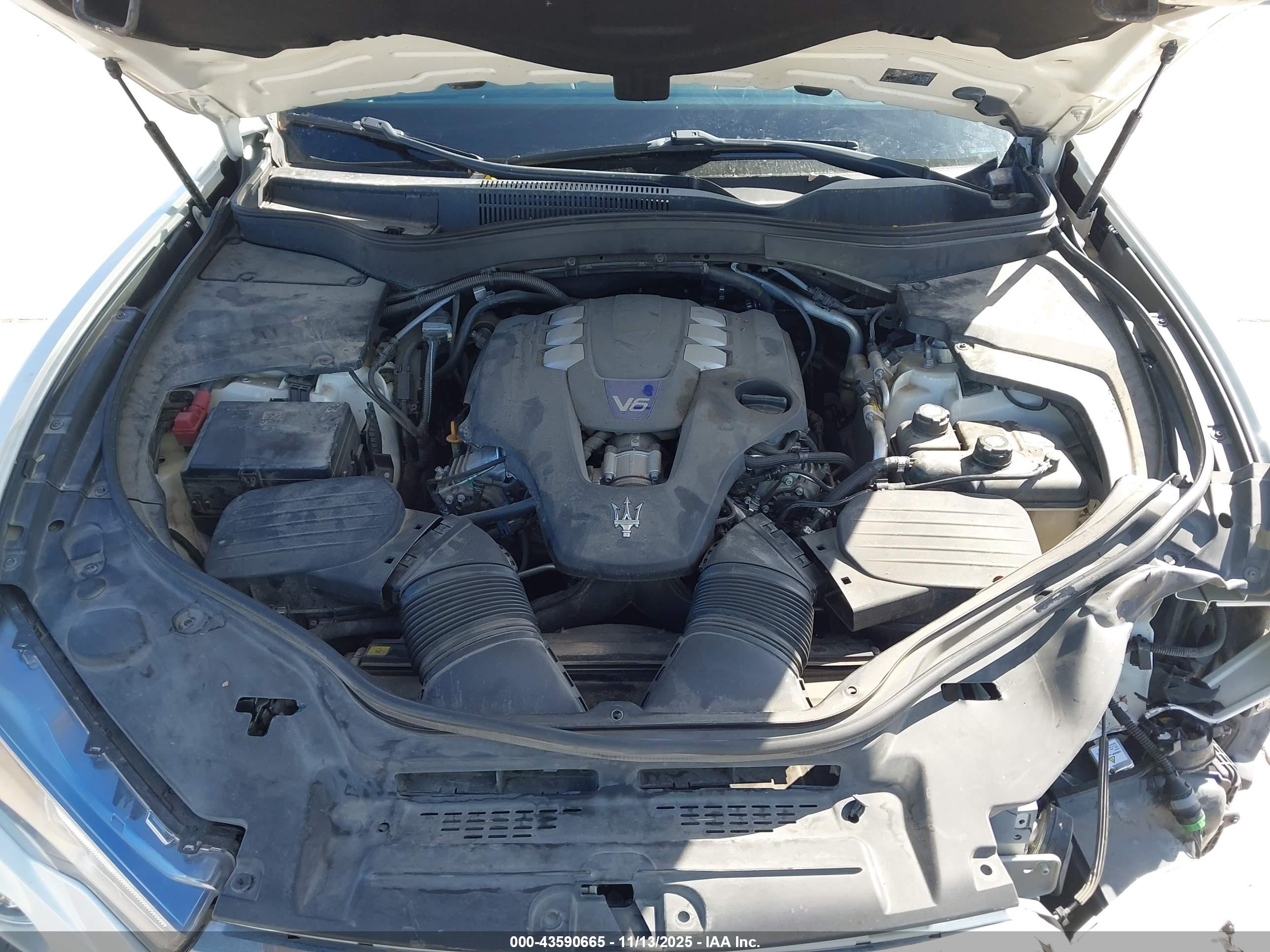 MASERATI LEVANTE image 10