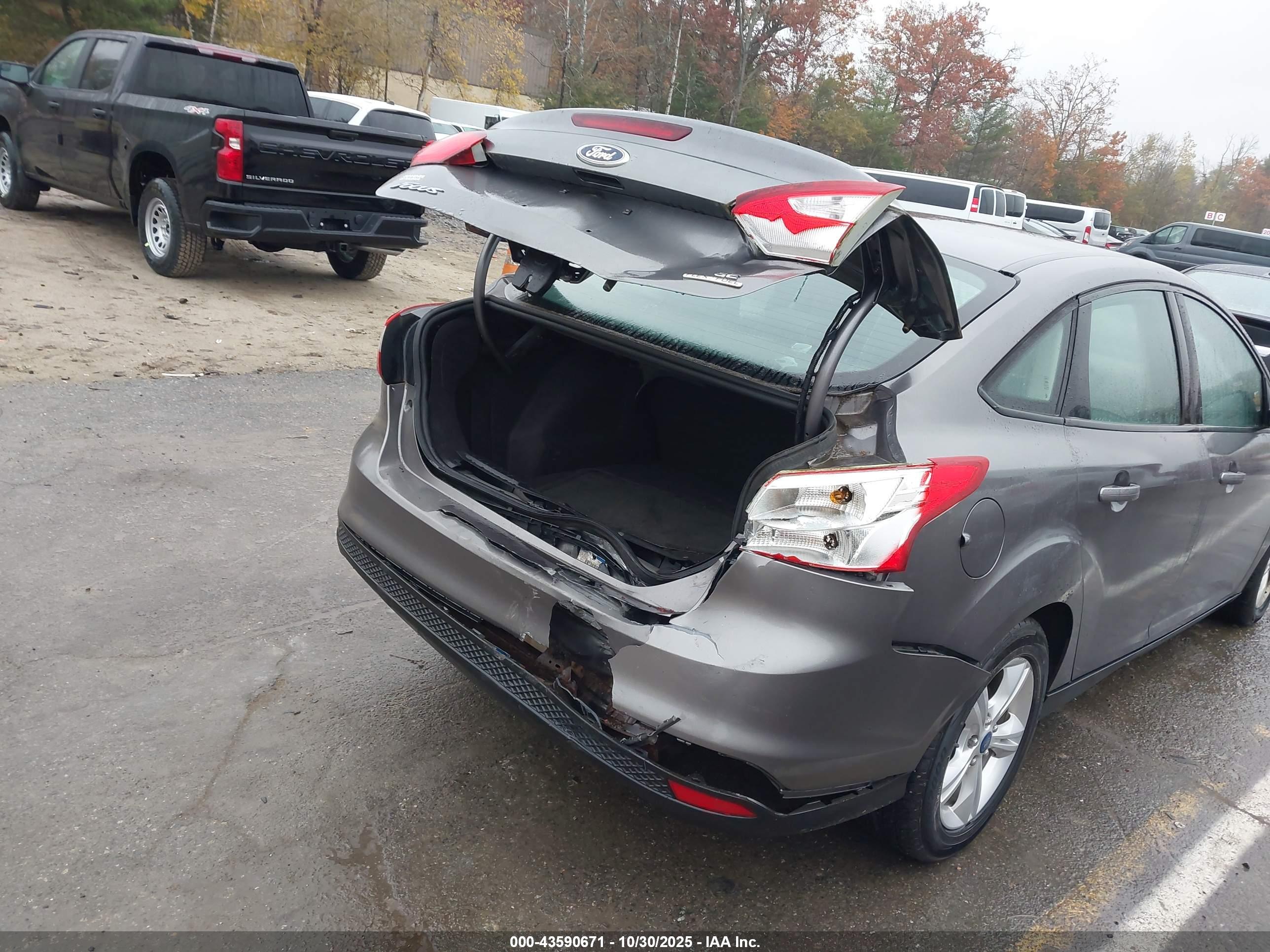 FORD FOCUS image 6