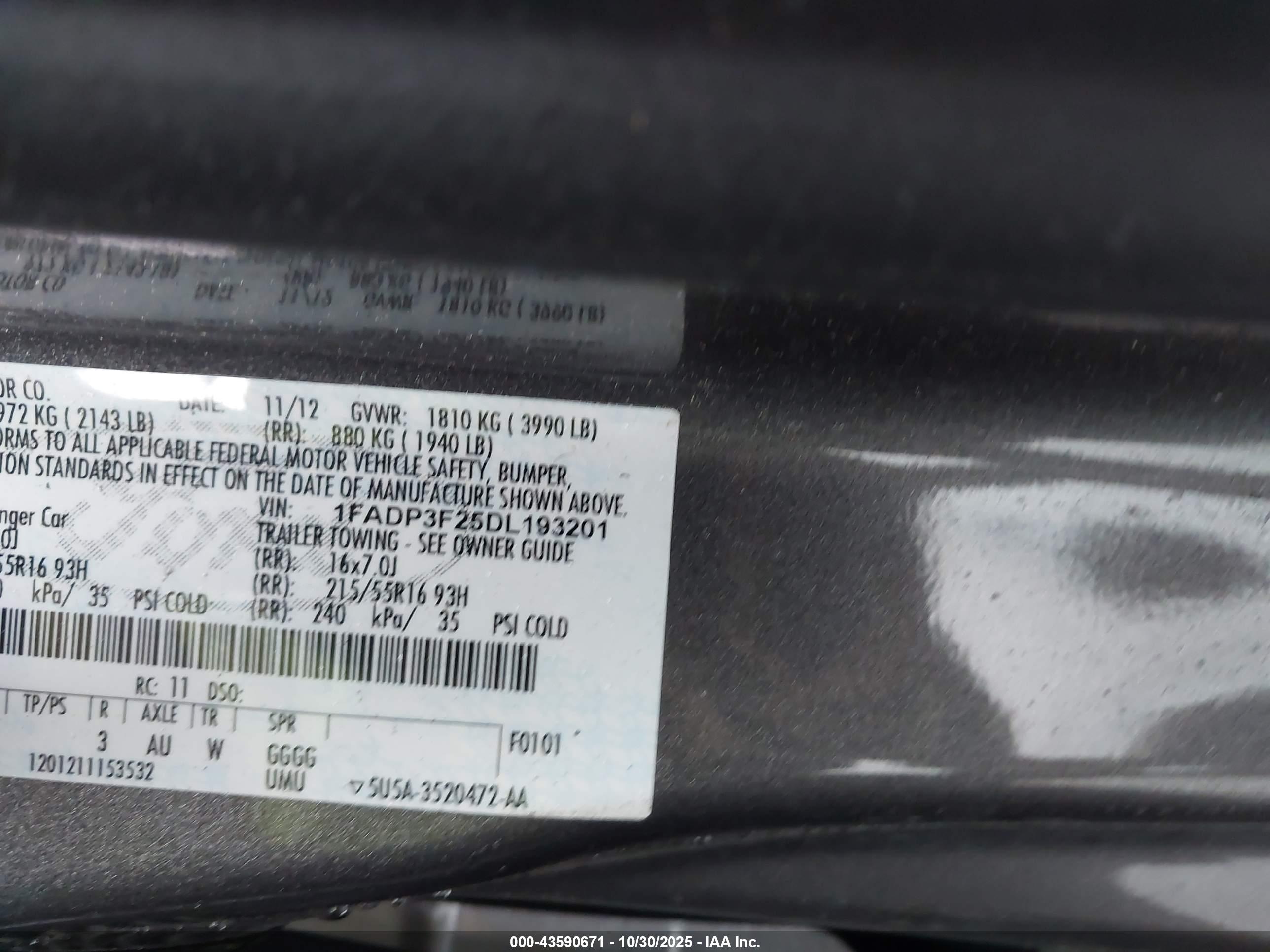 FORD FOCUS image 9