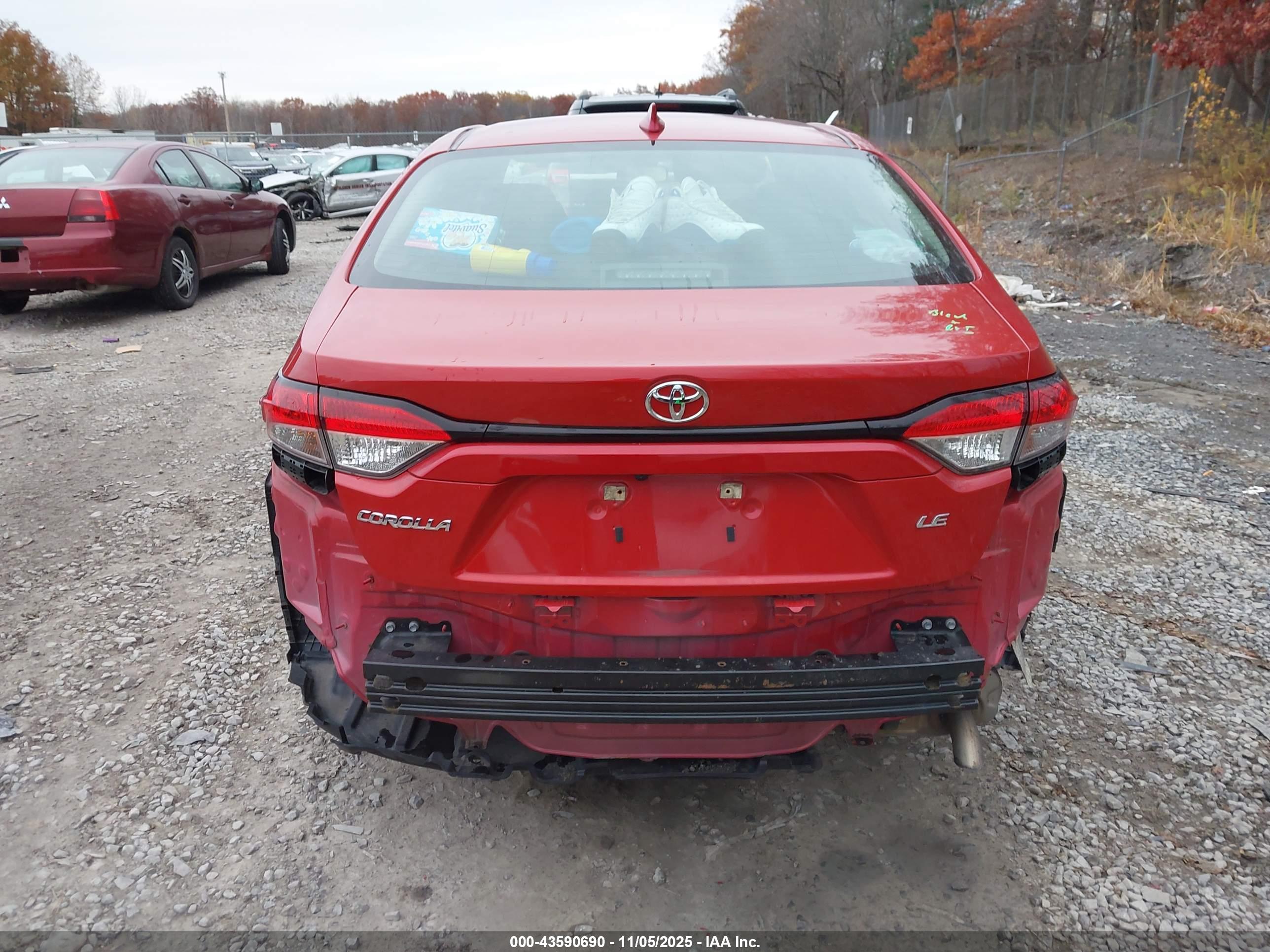 TOYOTA COROLLA image 6
