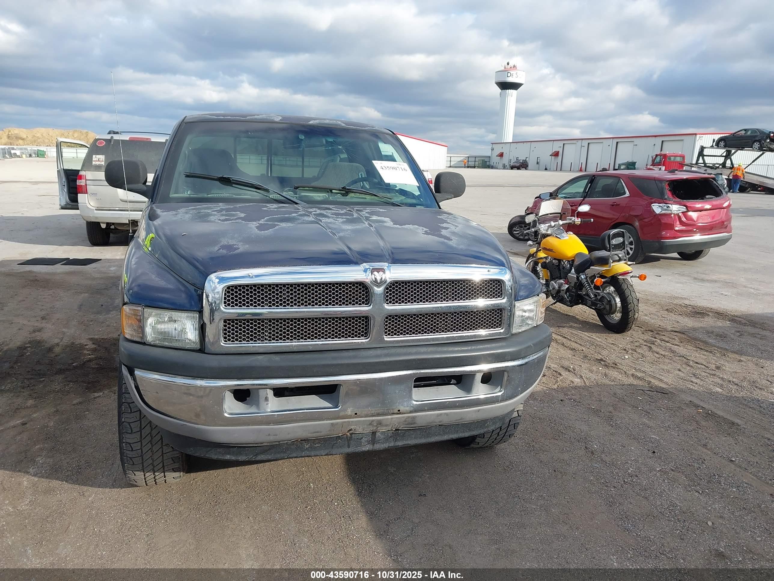 DODGE RAM image 6