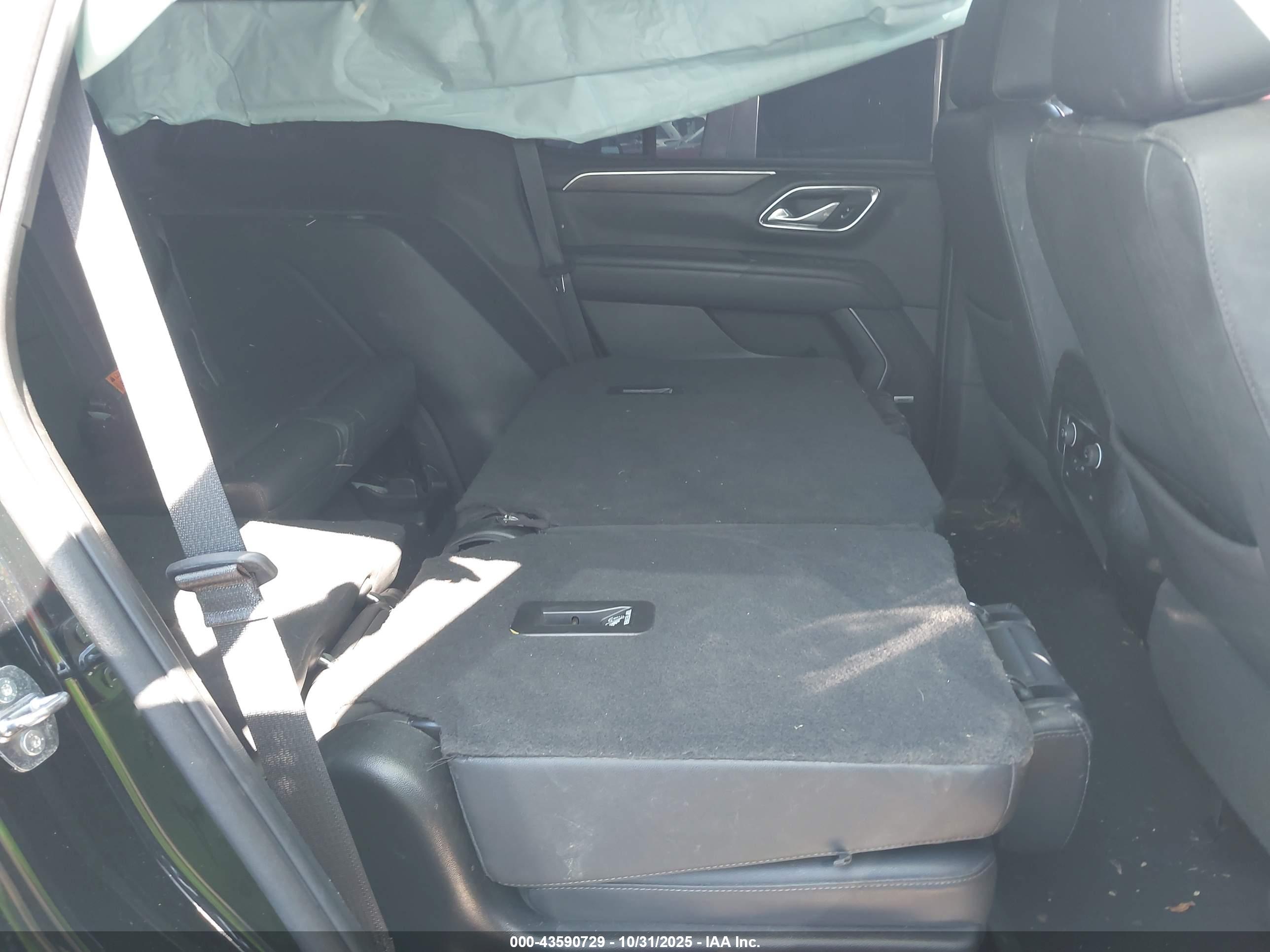 CHEVROLET TAHOE image 8