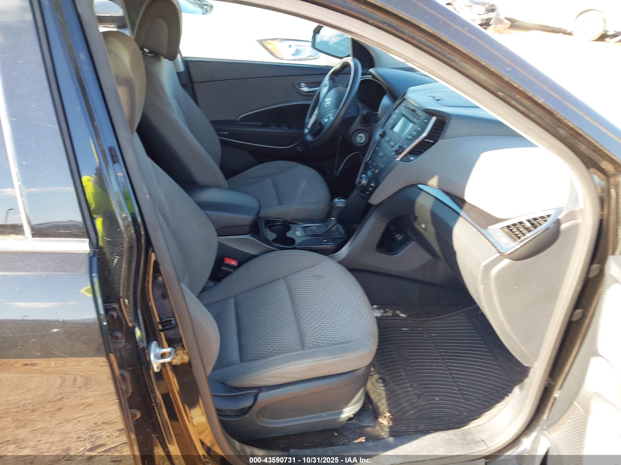 HYUNDAI SANTA image 5