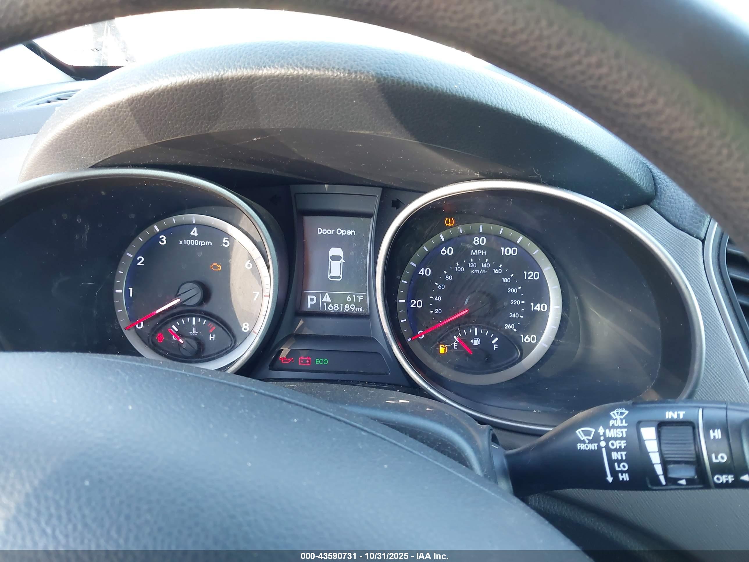 HYUNDAI SANTA image 7