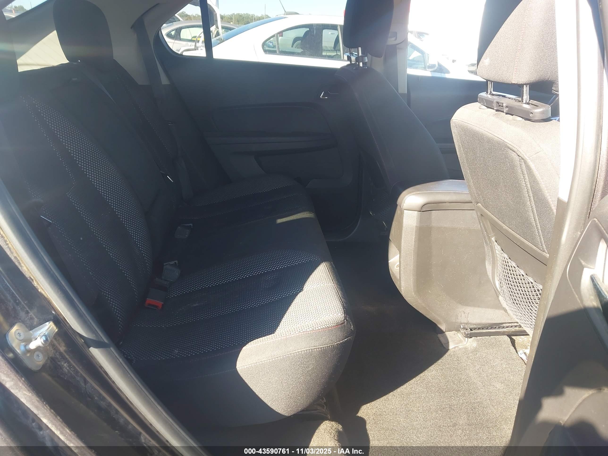 CHEVROLET EQUINOX image 8