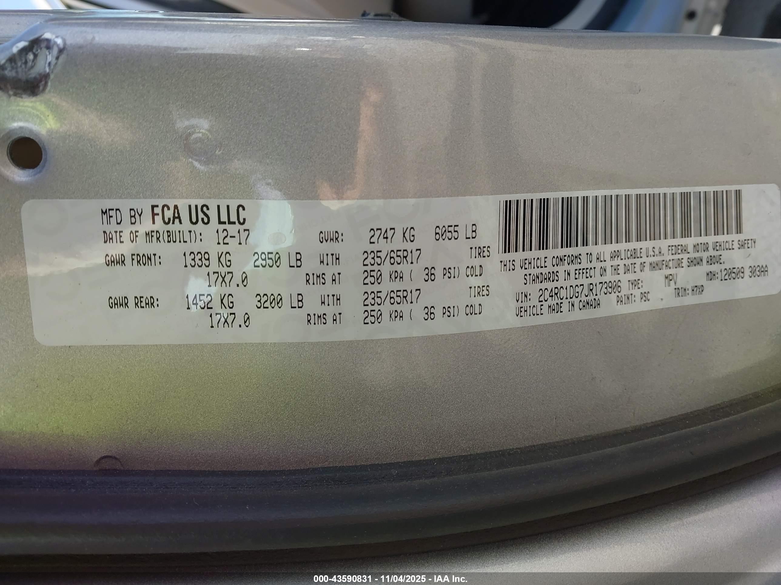 CHRYSLER PACIFICA image 9