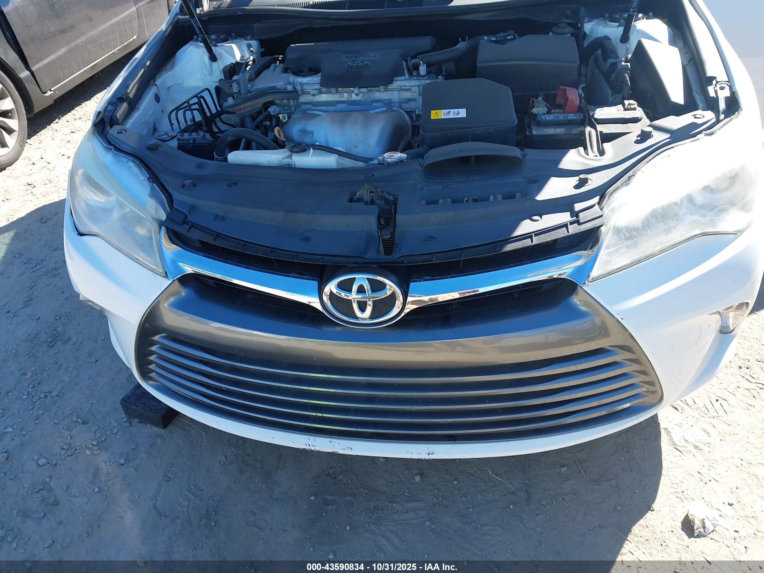 TOYOTA CAMRY image 10
