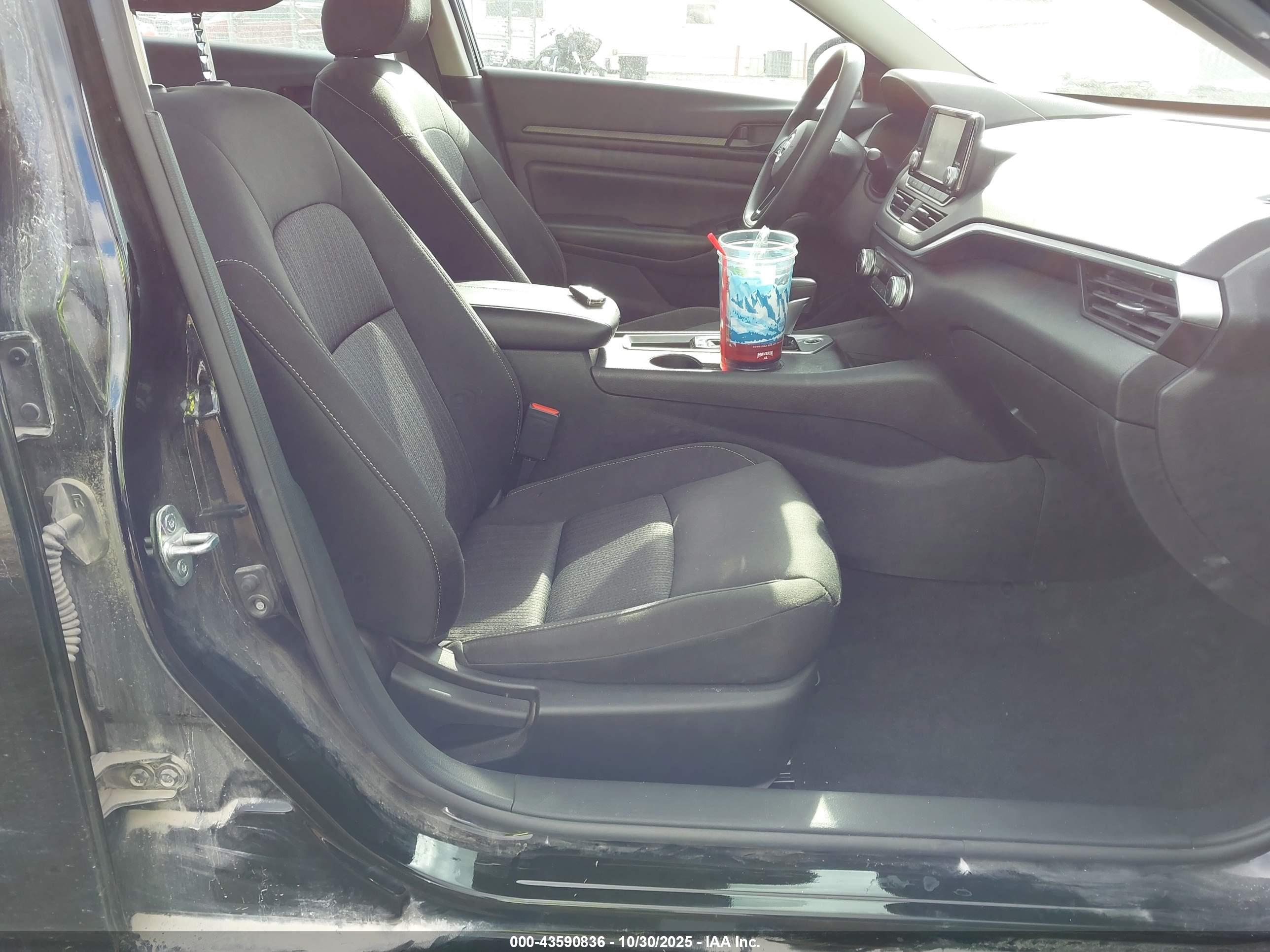 NISSAN ALTIMA image 5