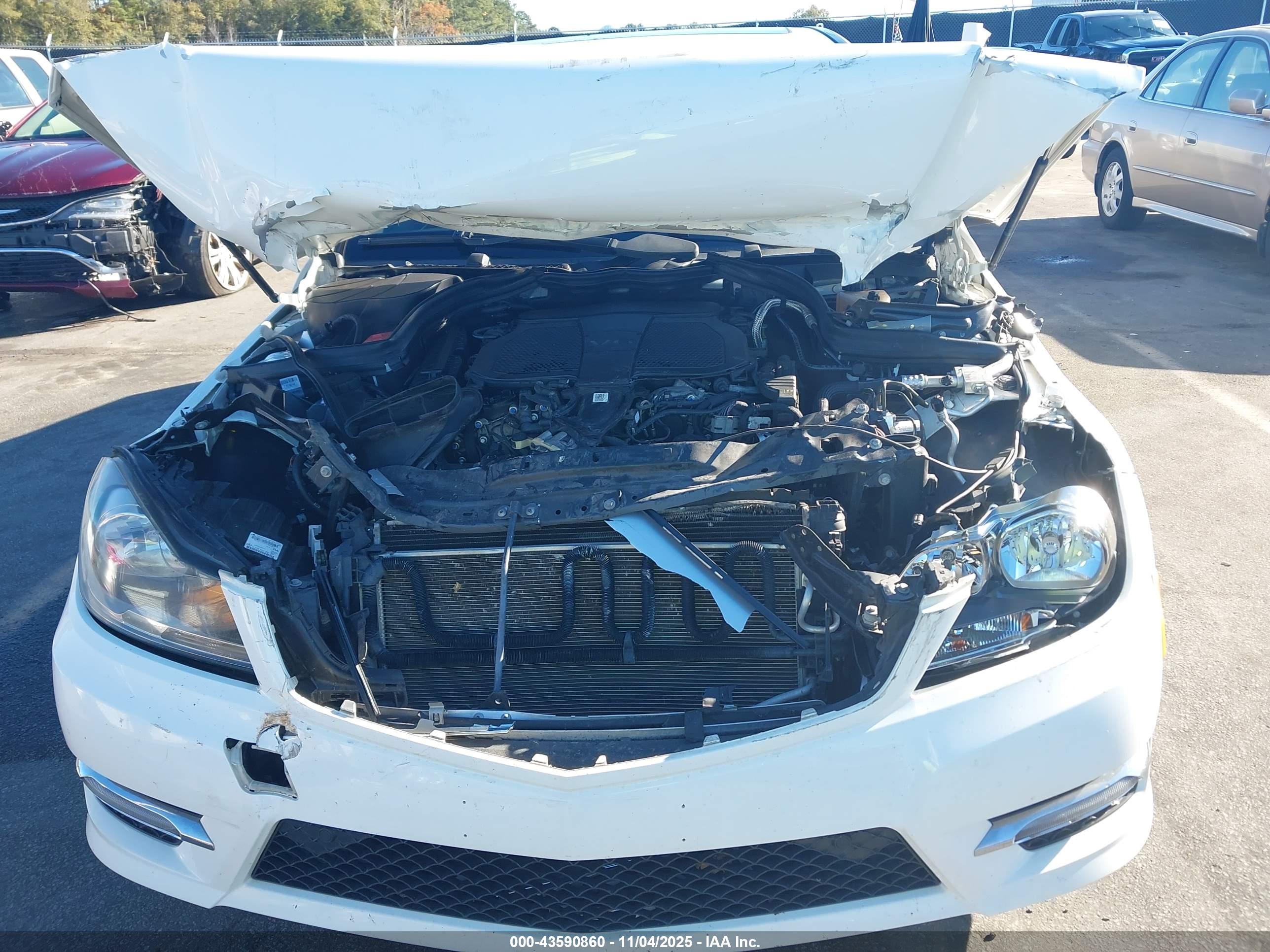 MERCEDES-BENZ C image 6