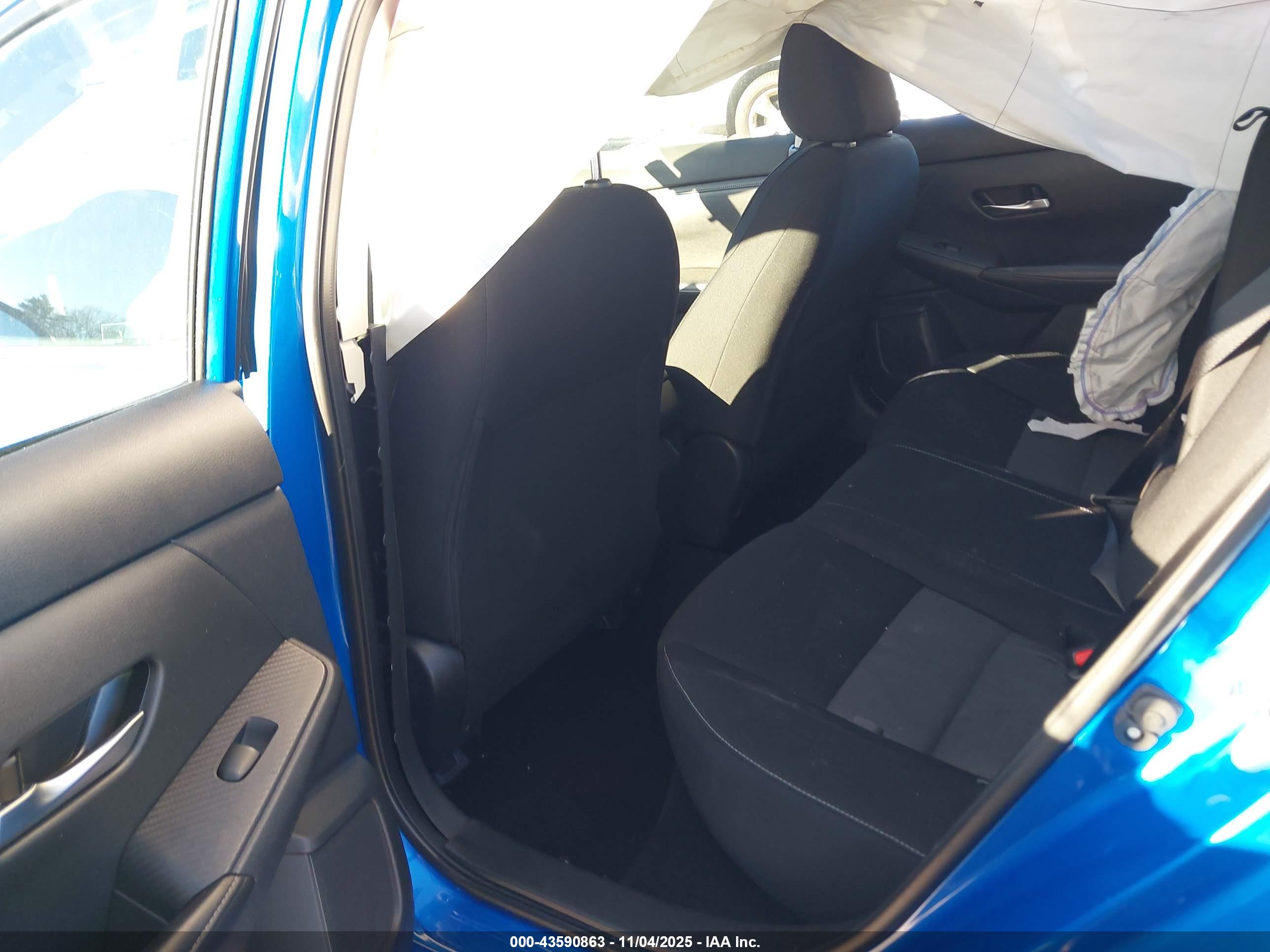NISSAN SENTRA image 8
