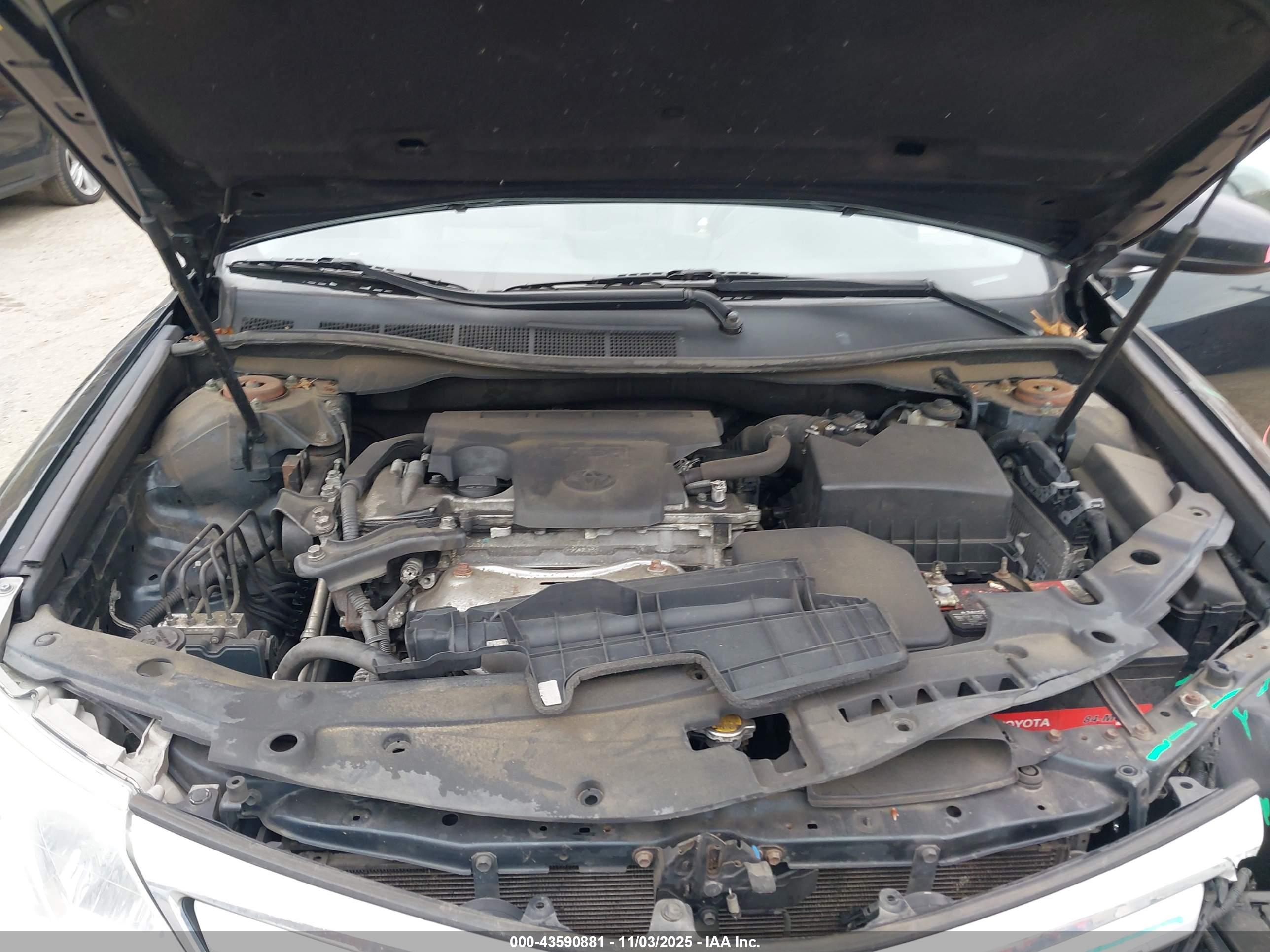TOYOTA CAMRY image 10