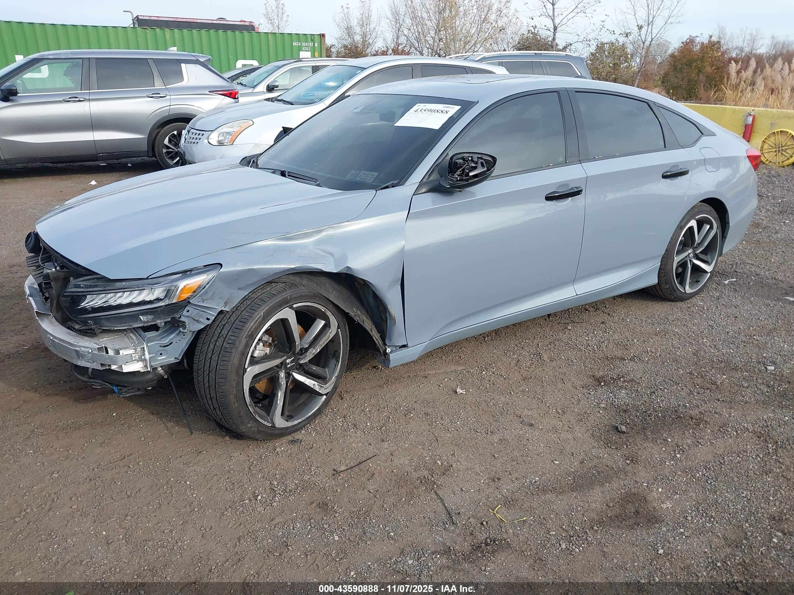 HONDA ACCORD image 2