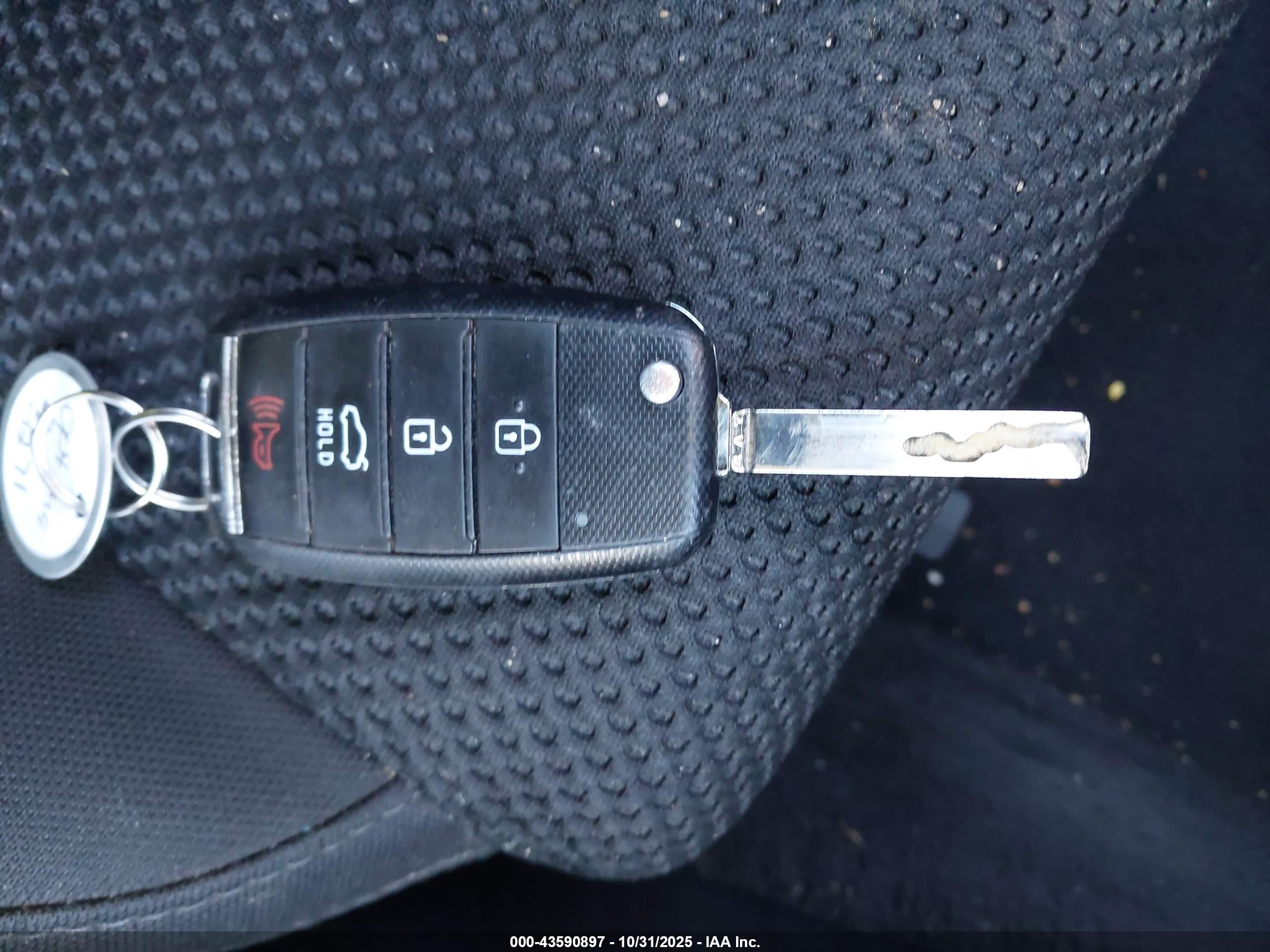 KIA OPTIMA image 11