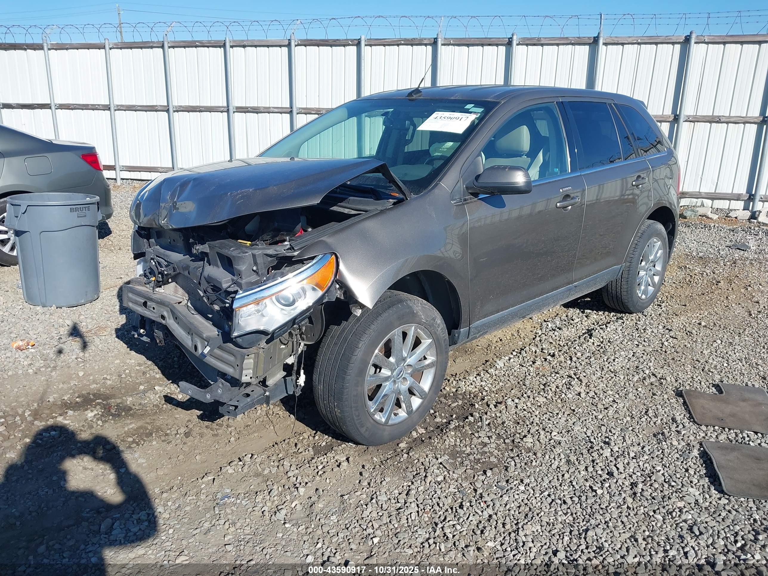 FORD EDGE image 2