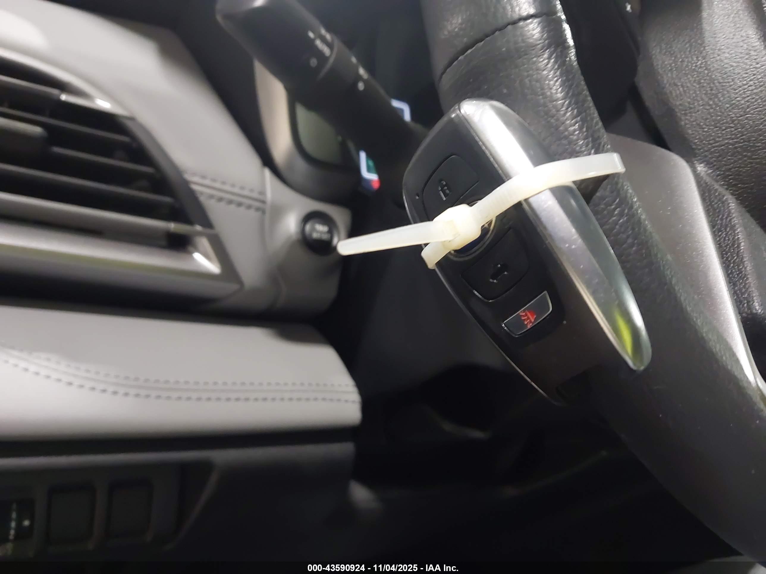 SUBARU LEGACY image 11