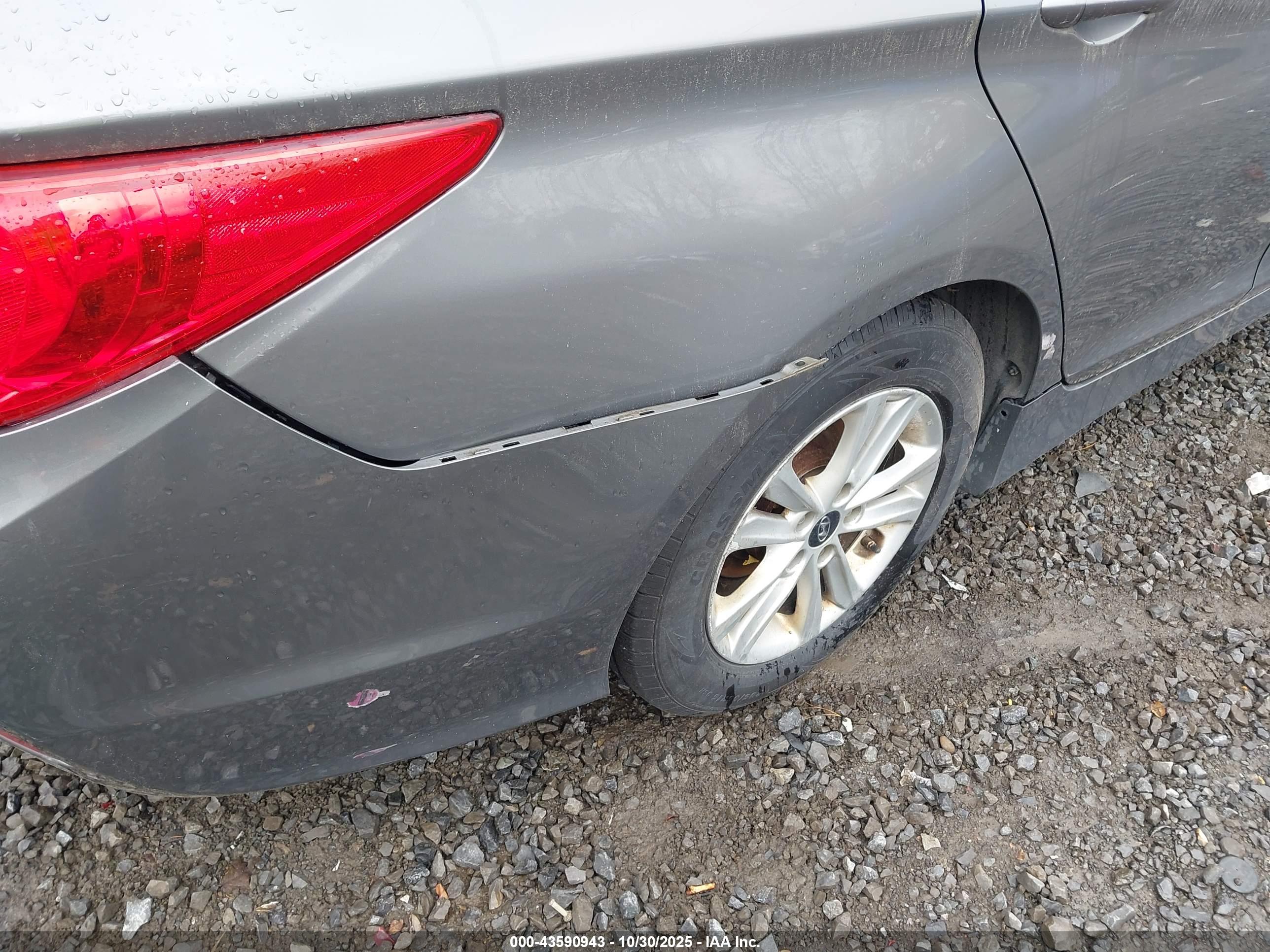 HYUNDAI SONATA image 6