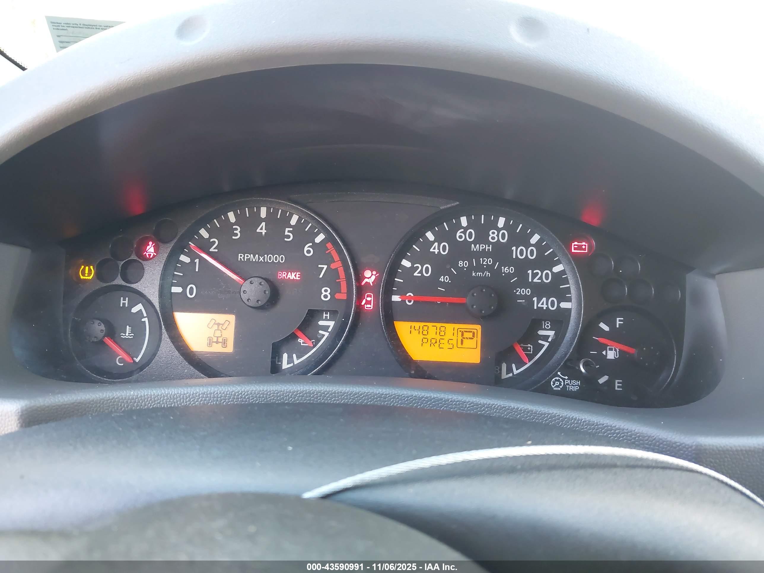 NISSAN XTERRA image 7