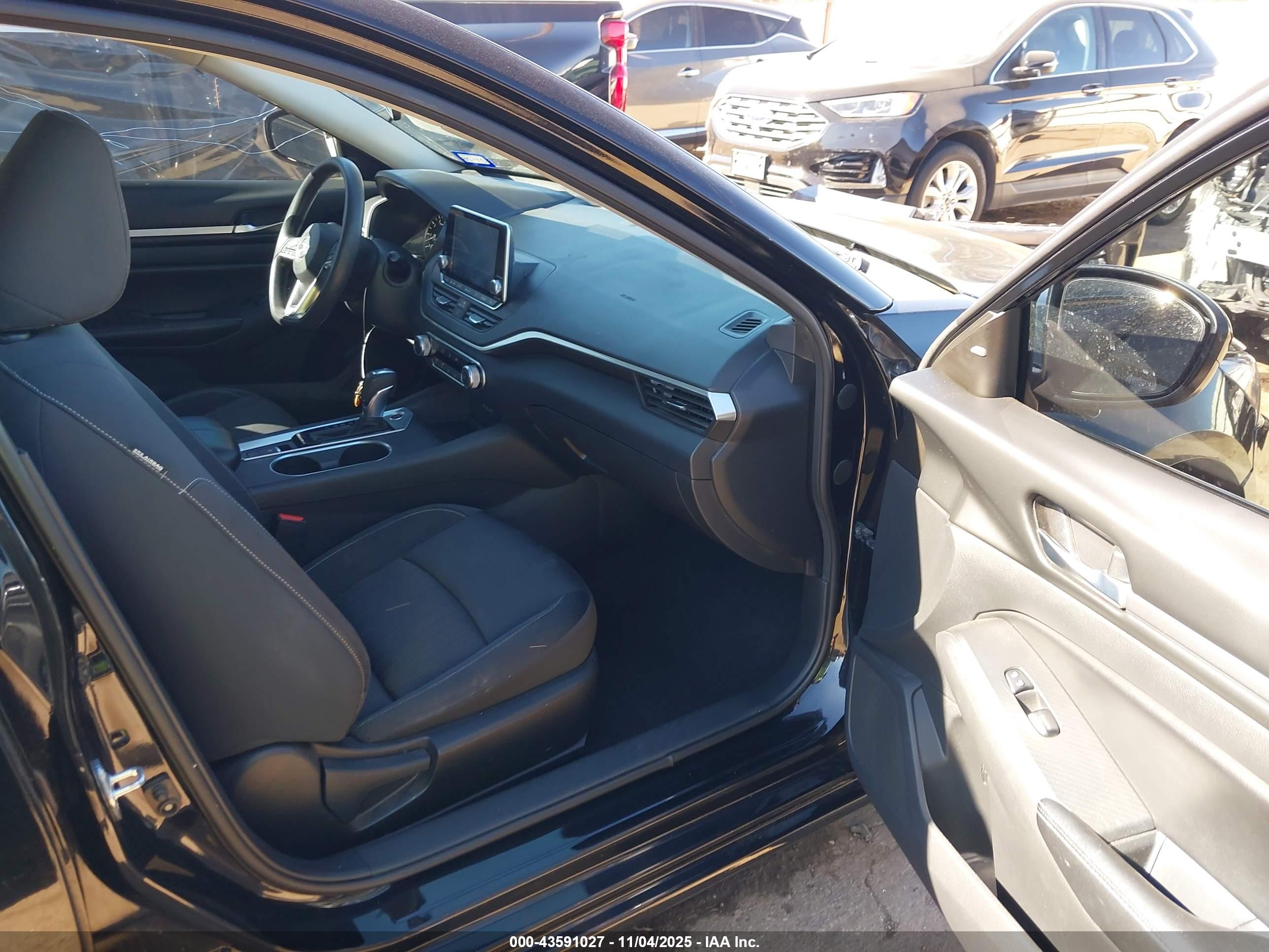 NISSAN ALTIMA image 5