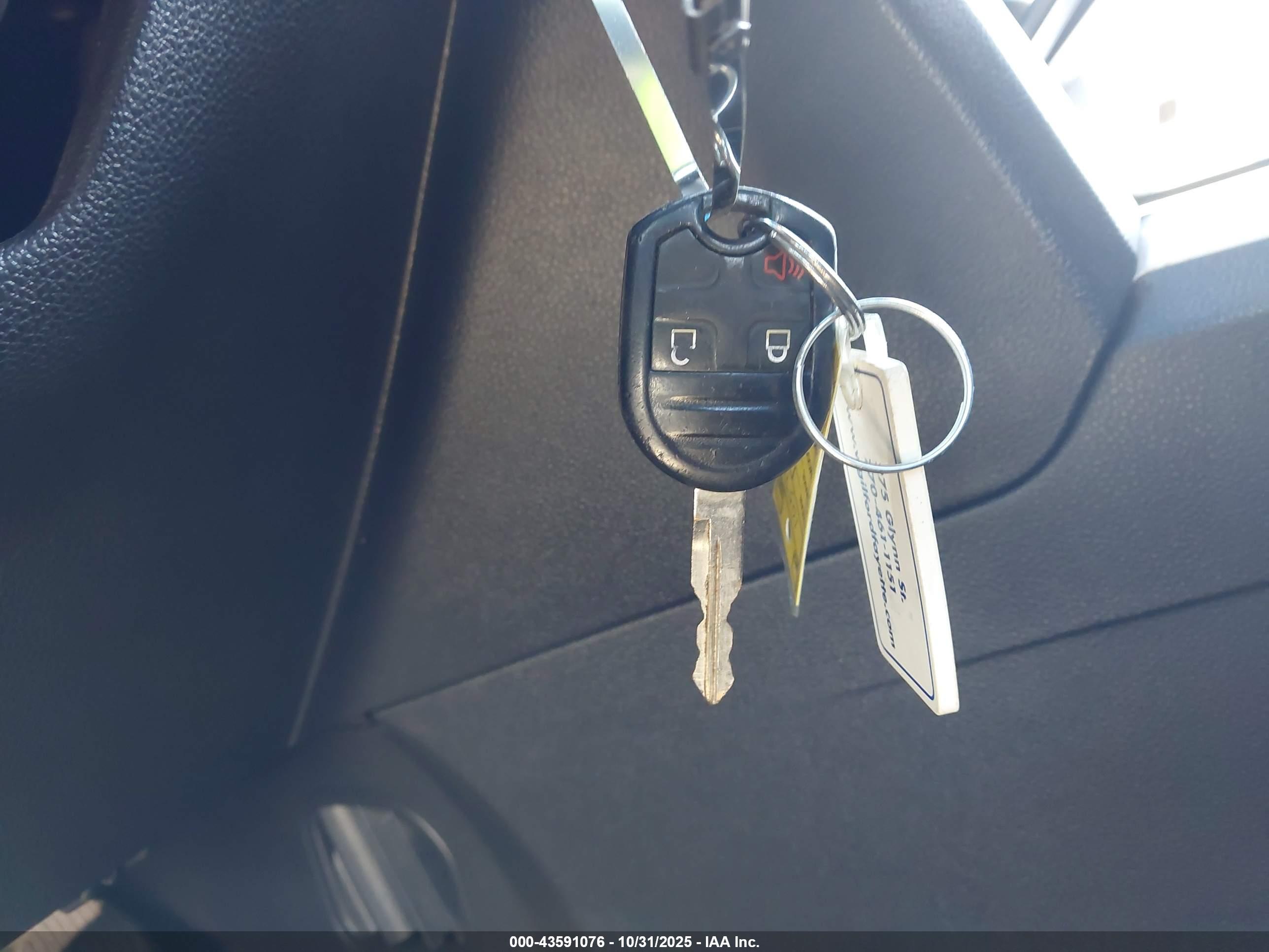 FORD EXPLORER image 11