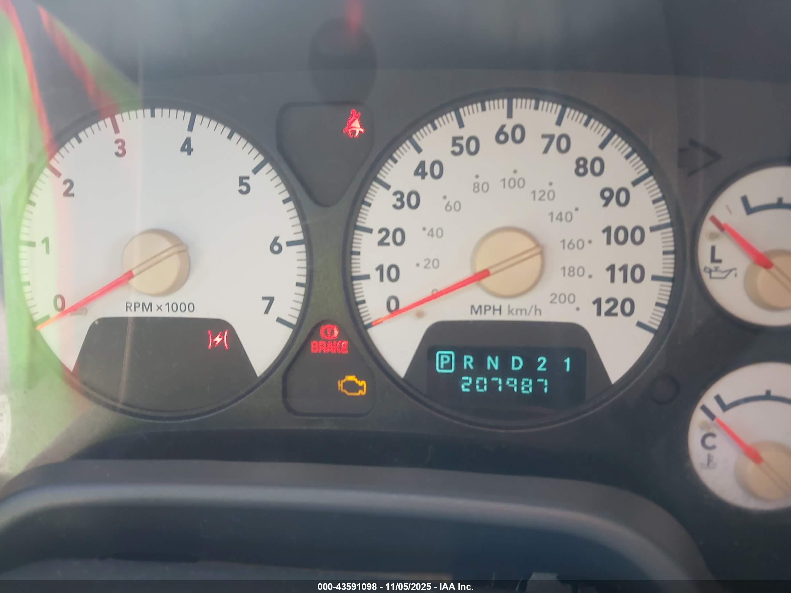 DODGE RAM image 7