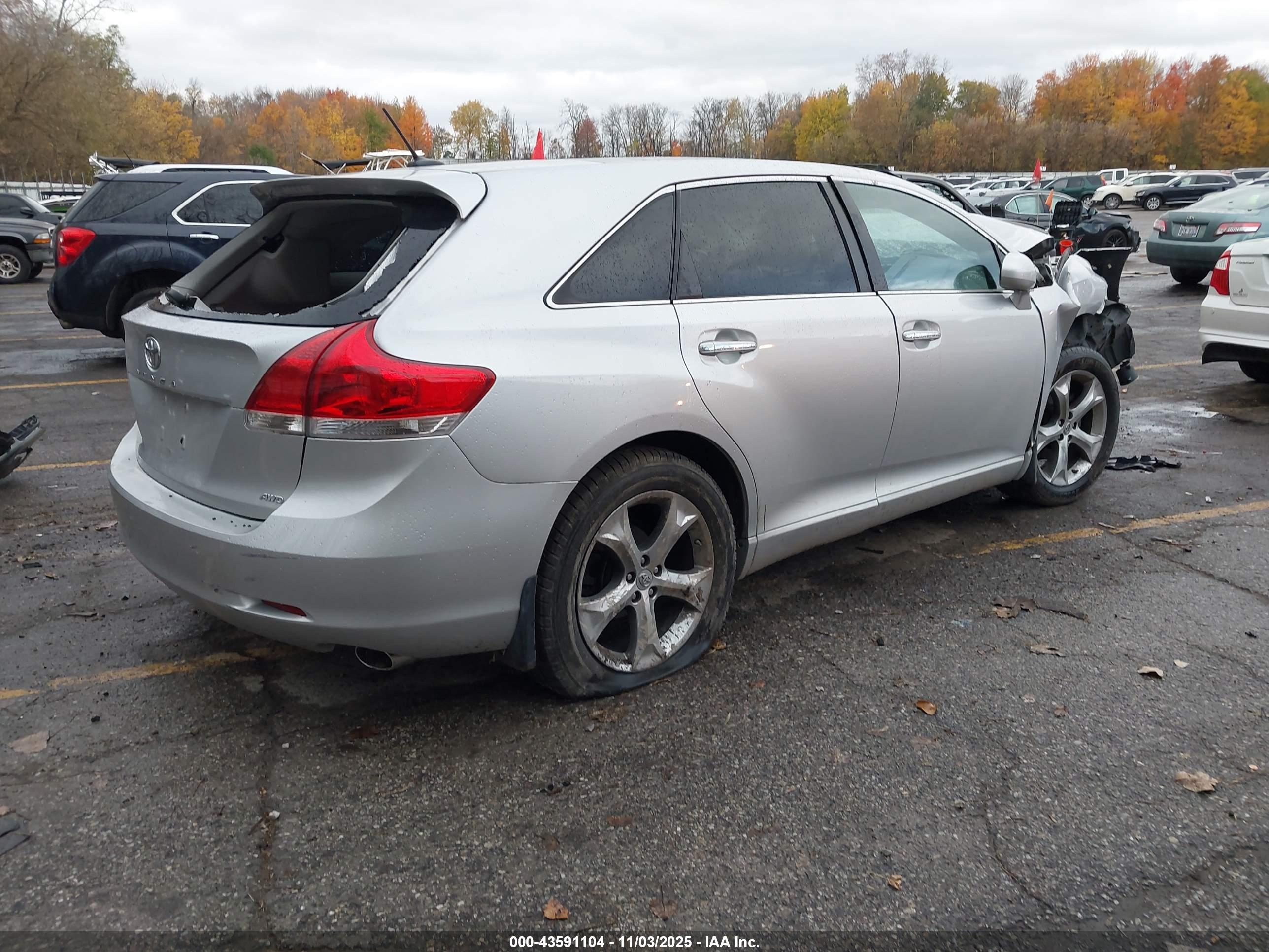 TOYOTA VENZA image 4