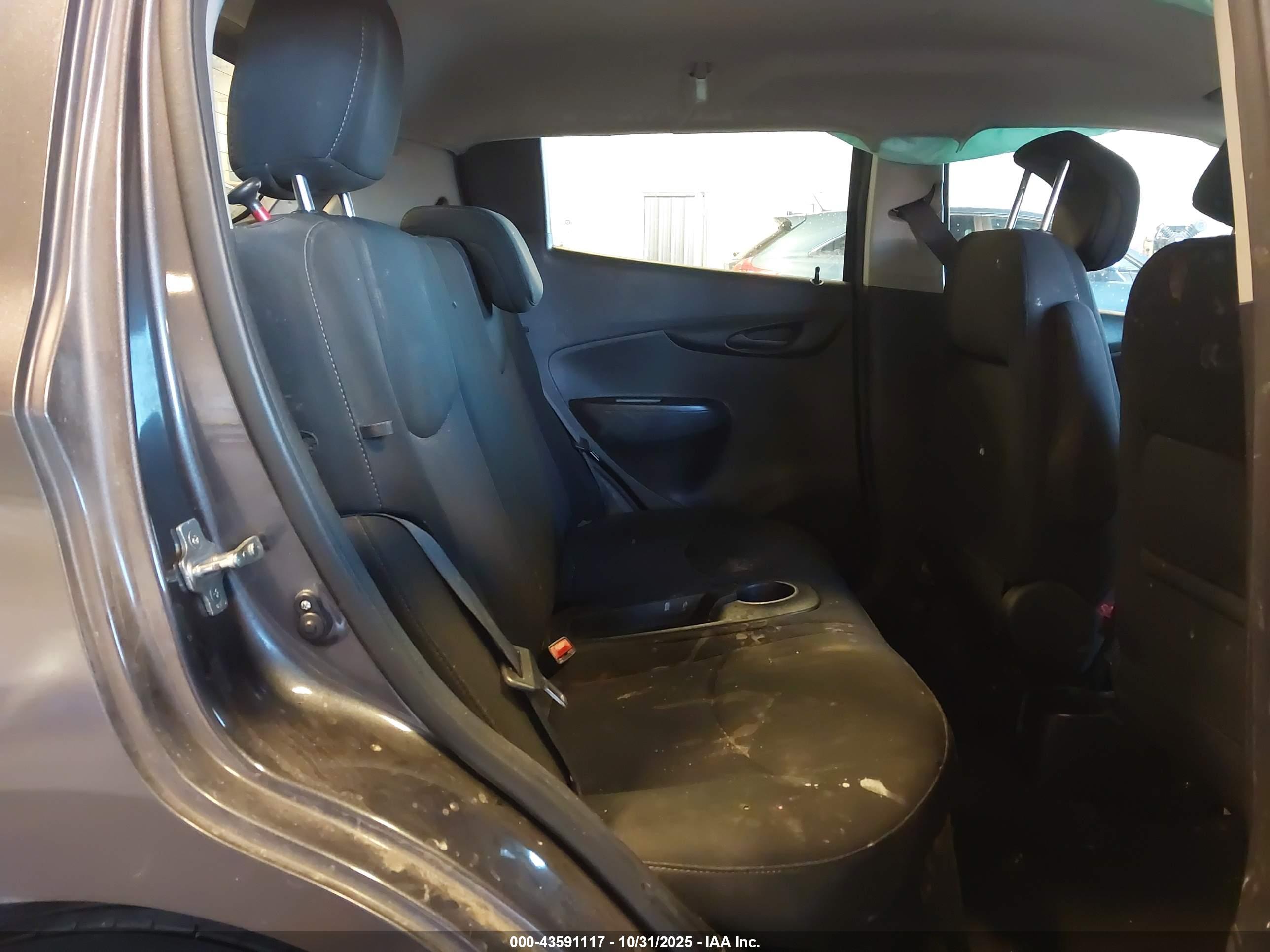 CHEVROLET SPARK image 8